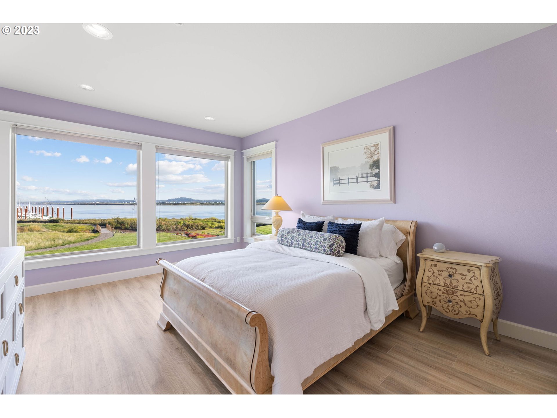 5421 SE SCENIC LN 202