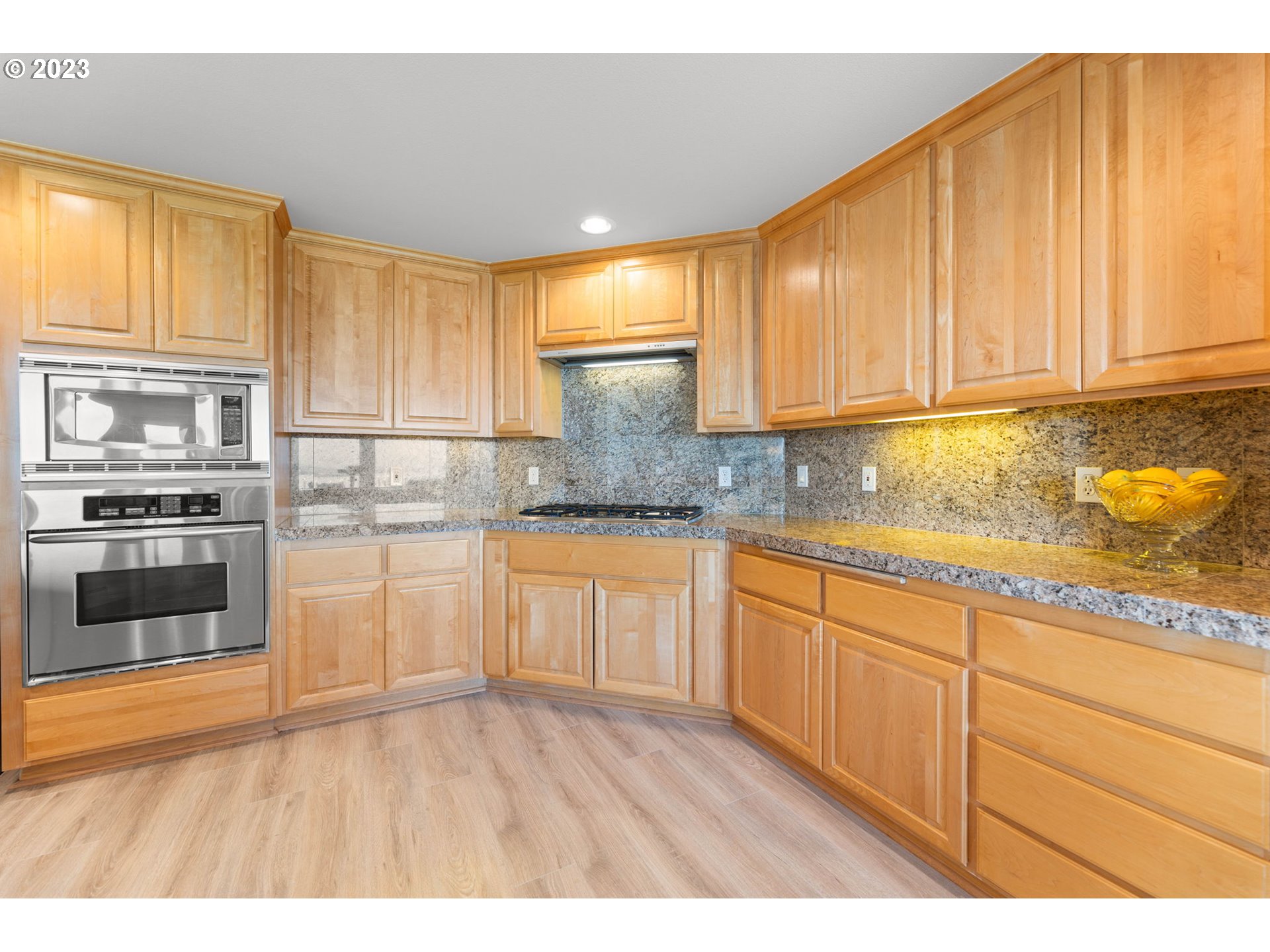 5421 SE SCENIC LN 202