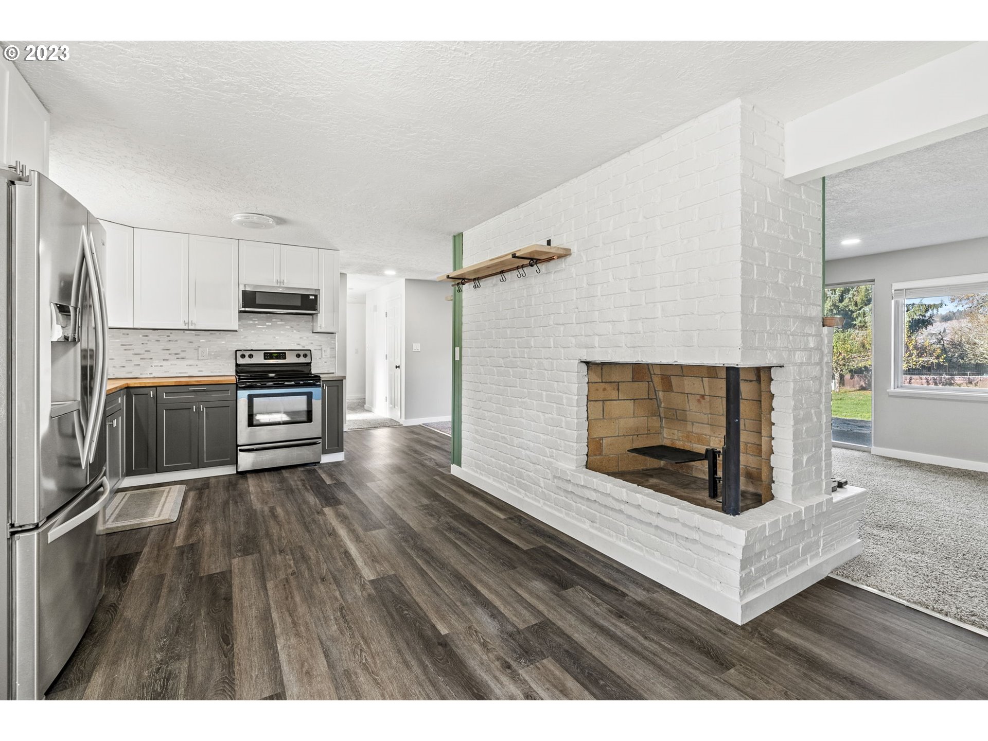 136 SPENCER CREEK RD