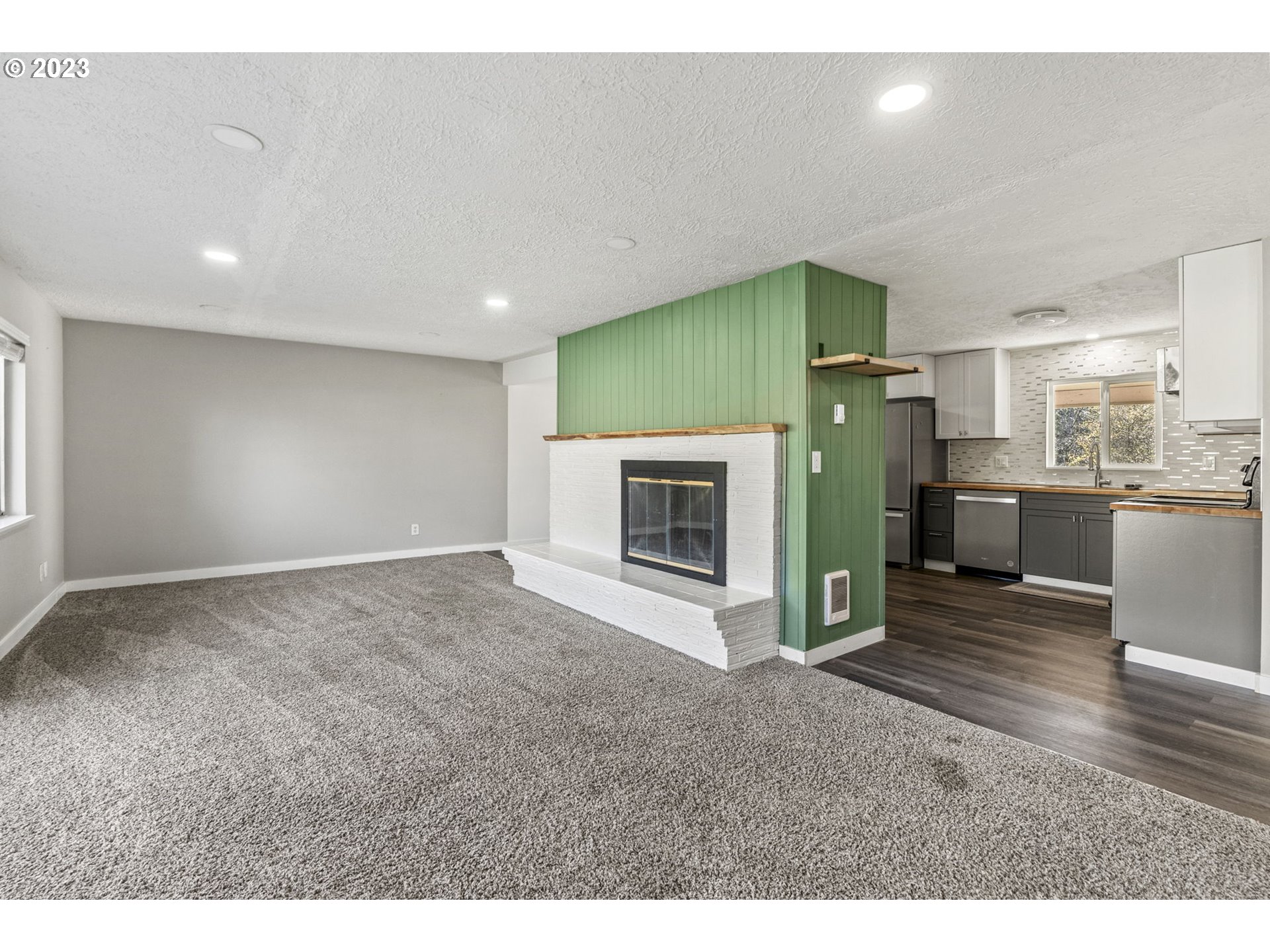 136 SPENCER CREEK RD