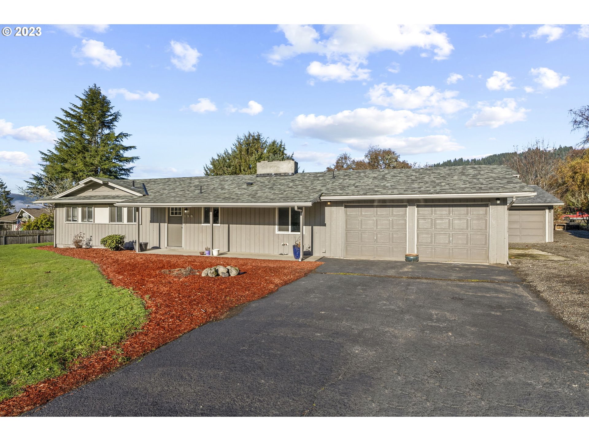 136 SPENCER CREEK RD