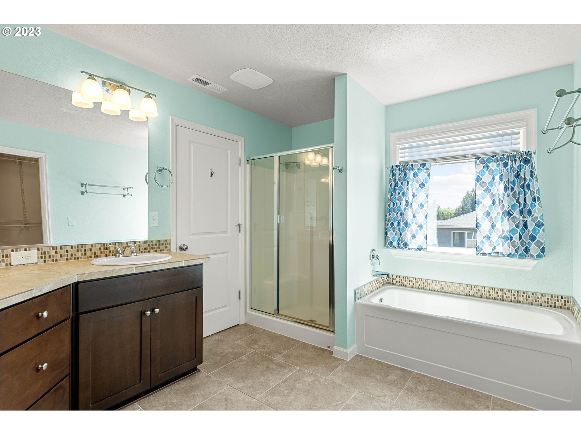 2707 S RED TAIL LOOP