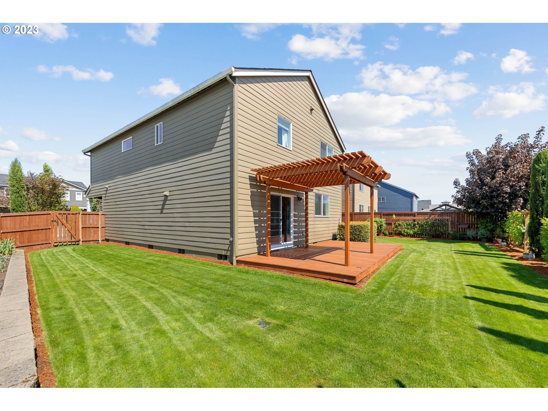 2707 S RED TAIL LOOP