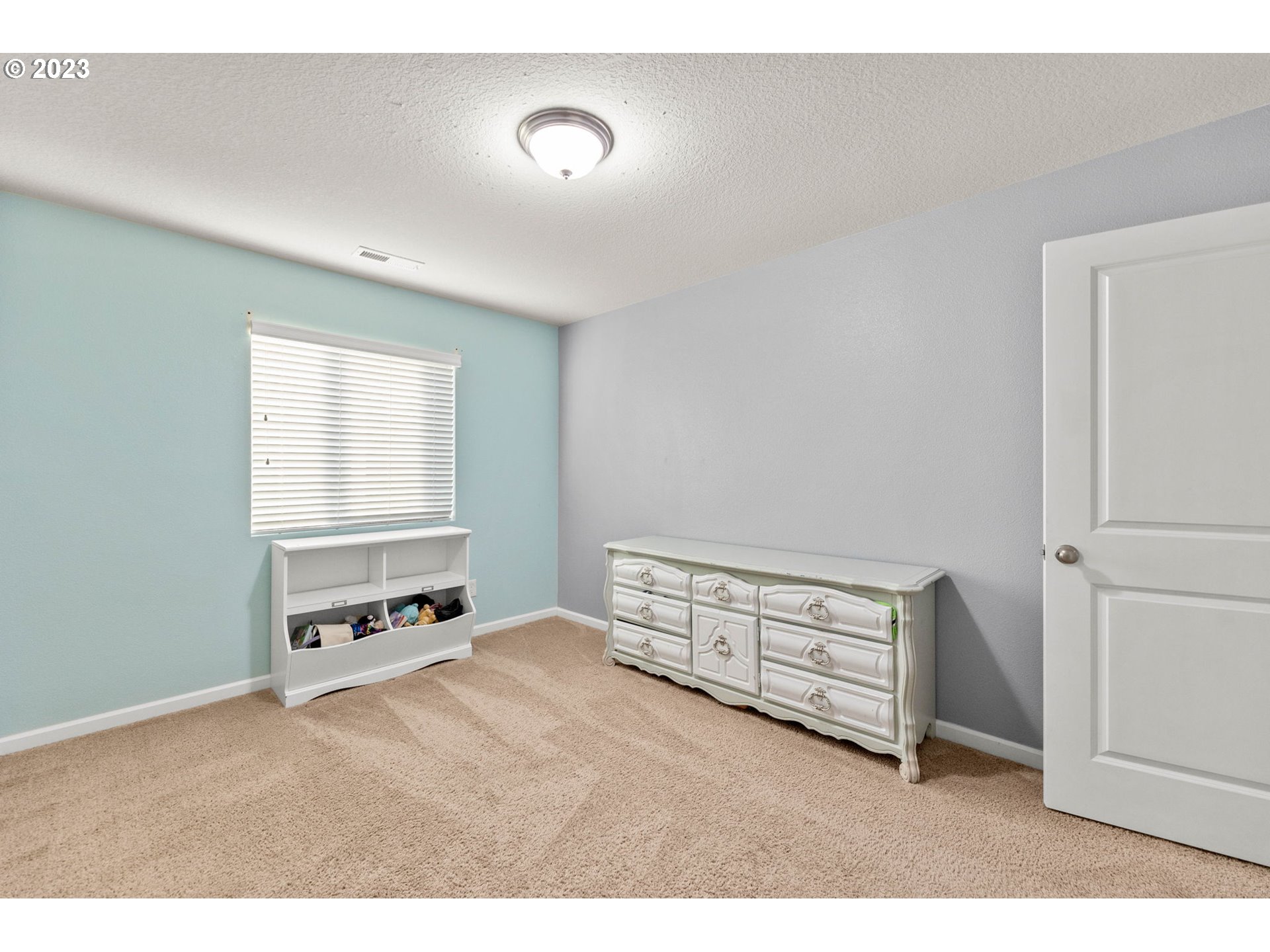 2749 S RED TAIL LOOP