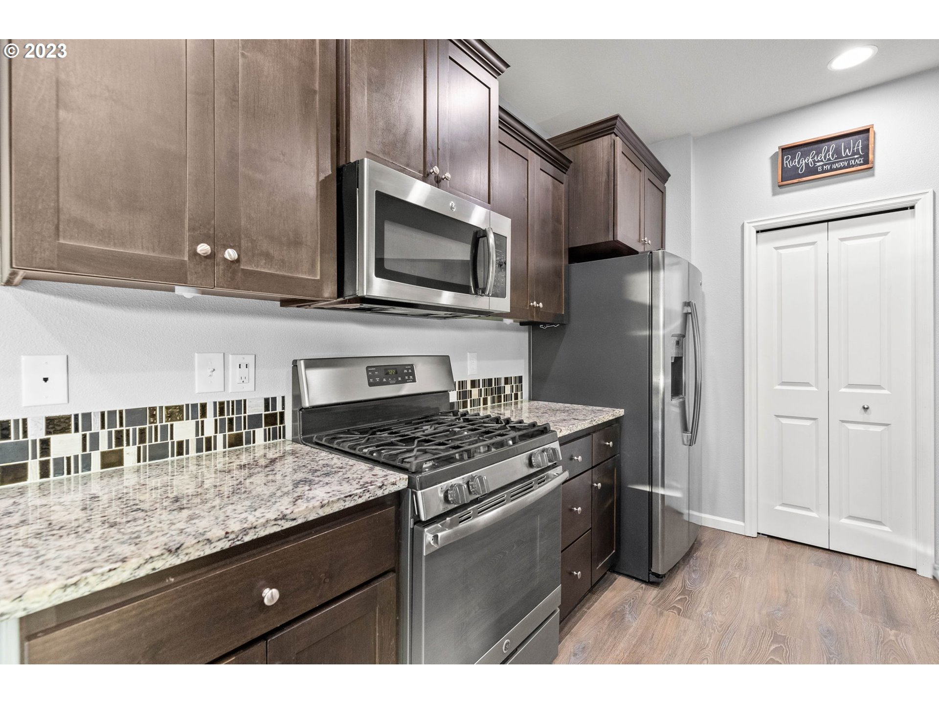 2749 S RED TAIL LOOP