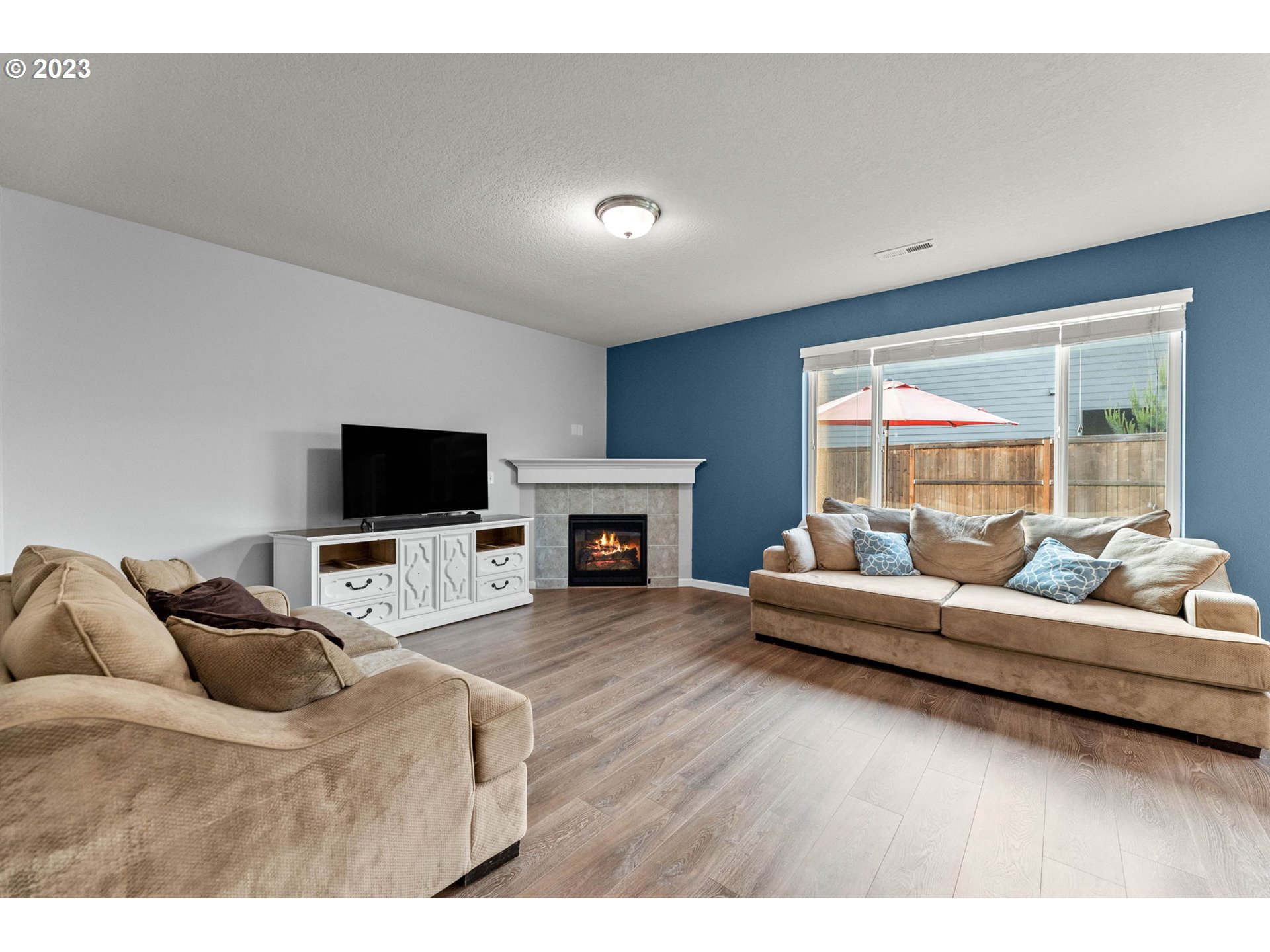 2749 S RED TAIL LOOP