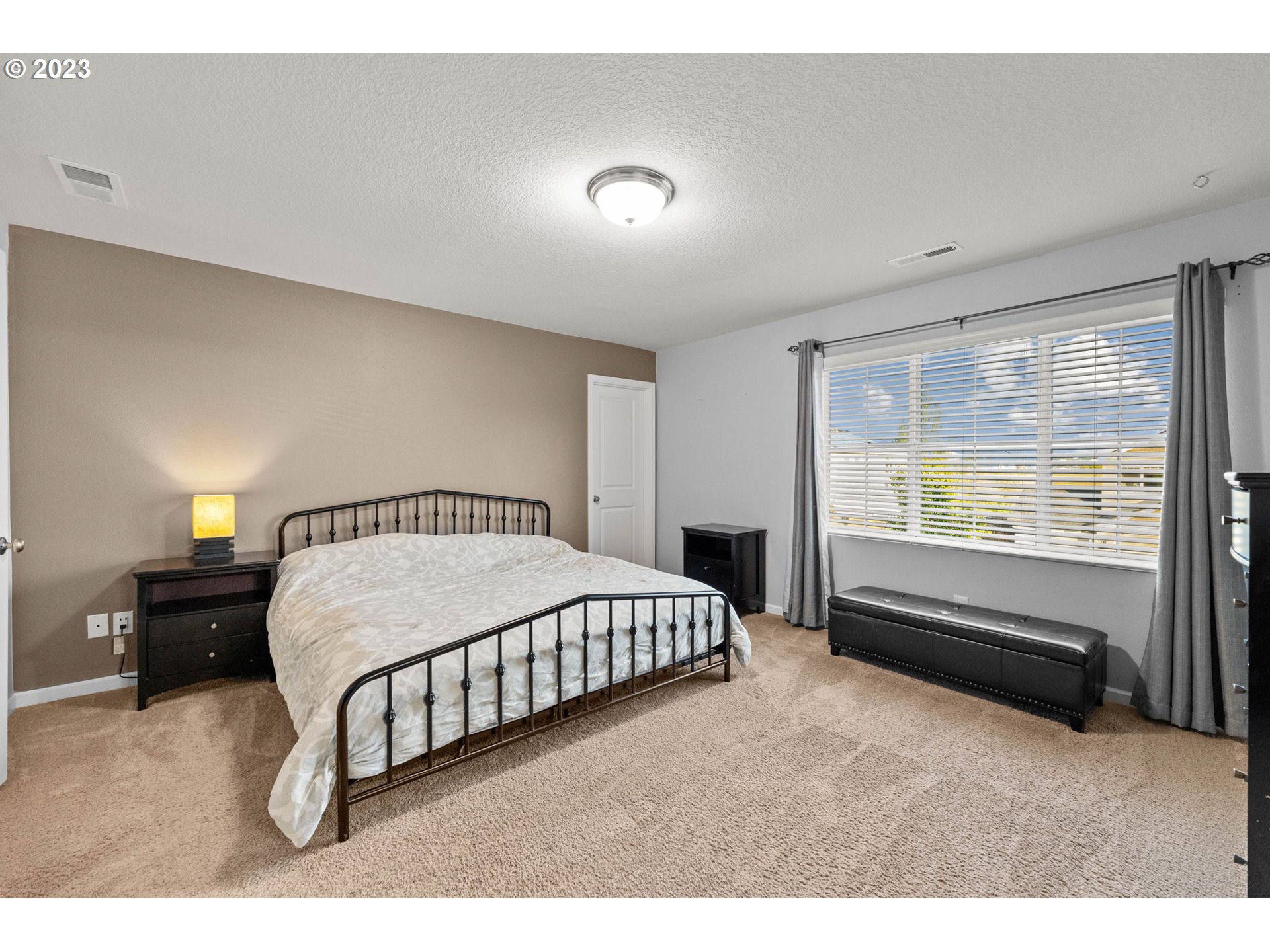 2749 S RED TAIL LOOP