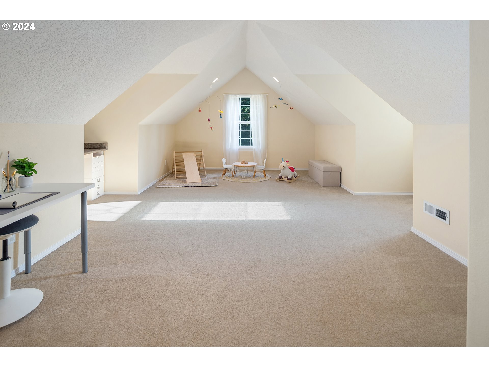 621 WOODARD CREEK RD