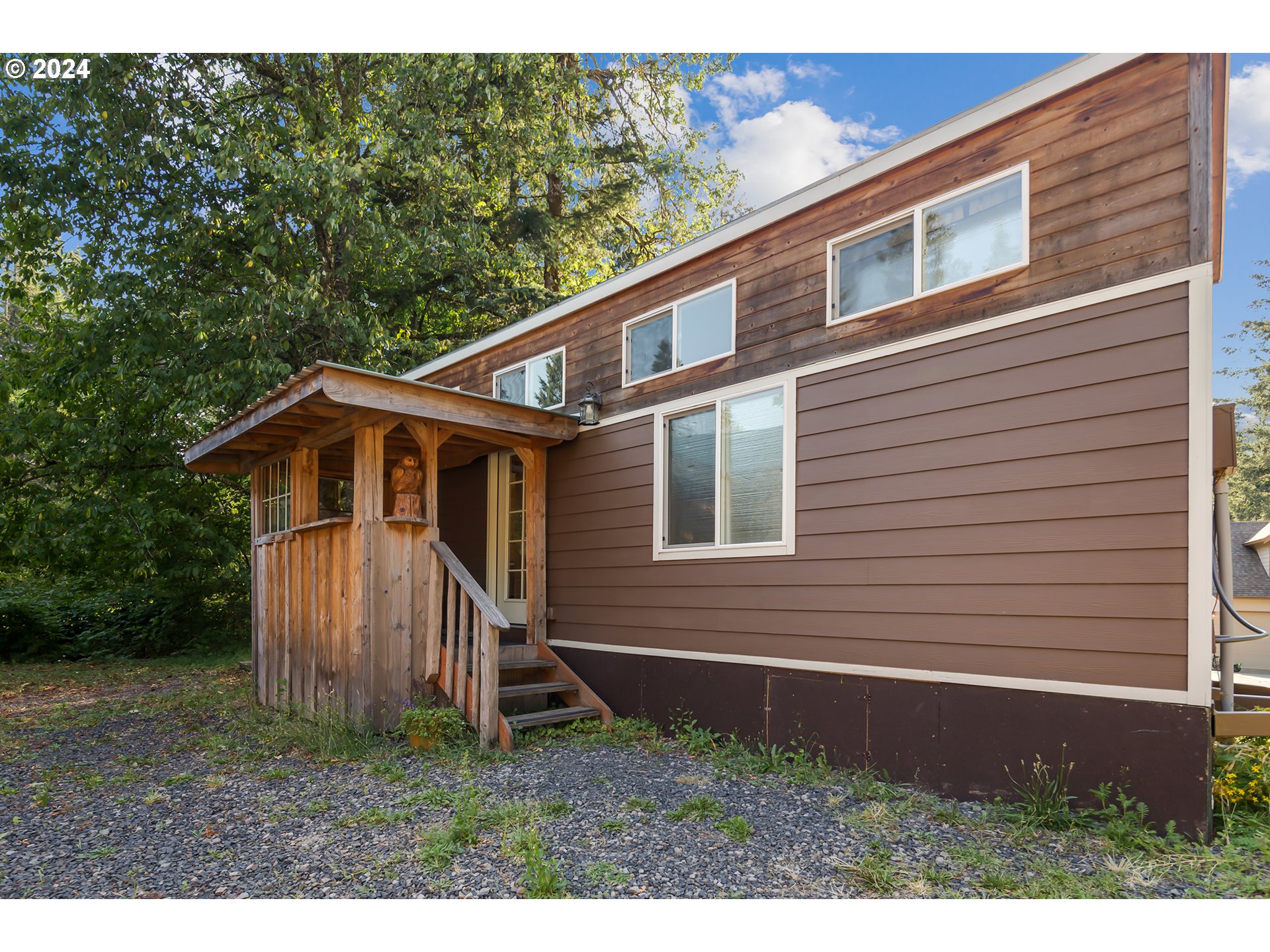 621 WOODARD CREEK RD