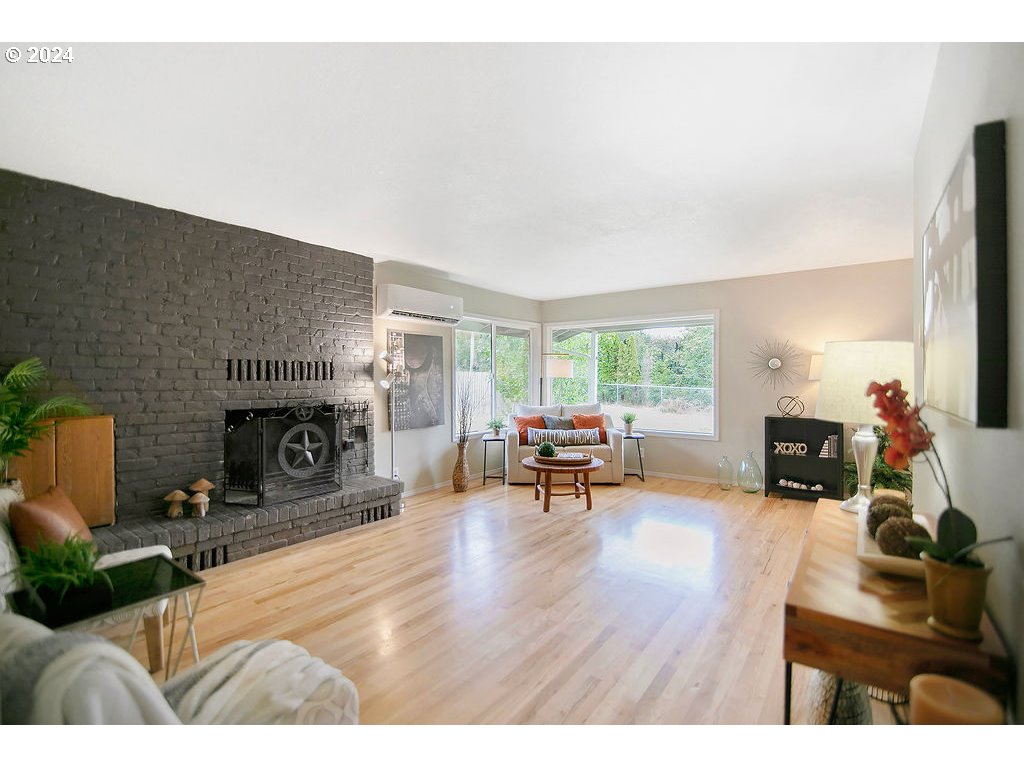 130 SPENCER CREEK RD