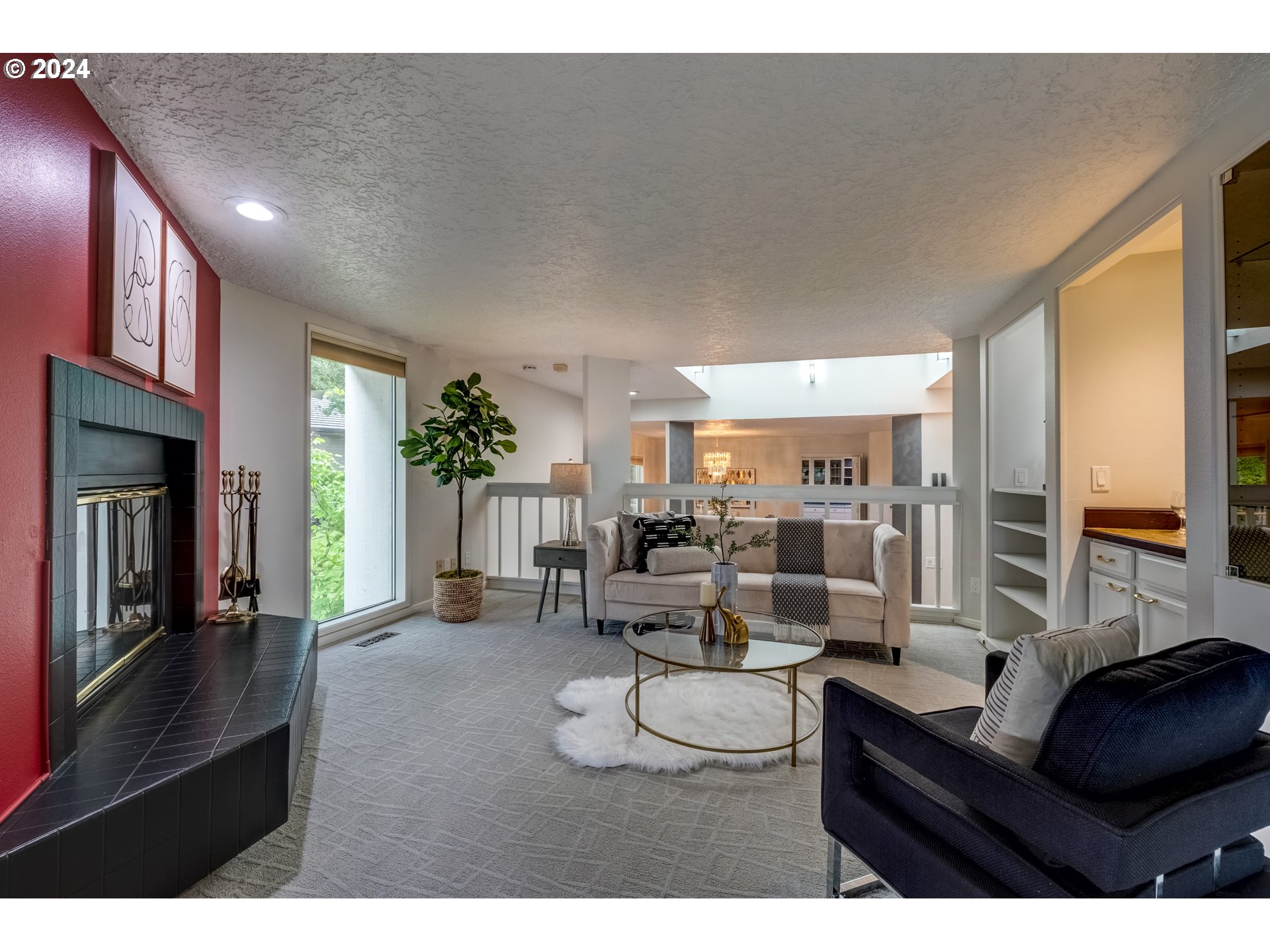 8906 NW LAKESHORE AVE 10