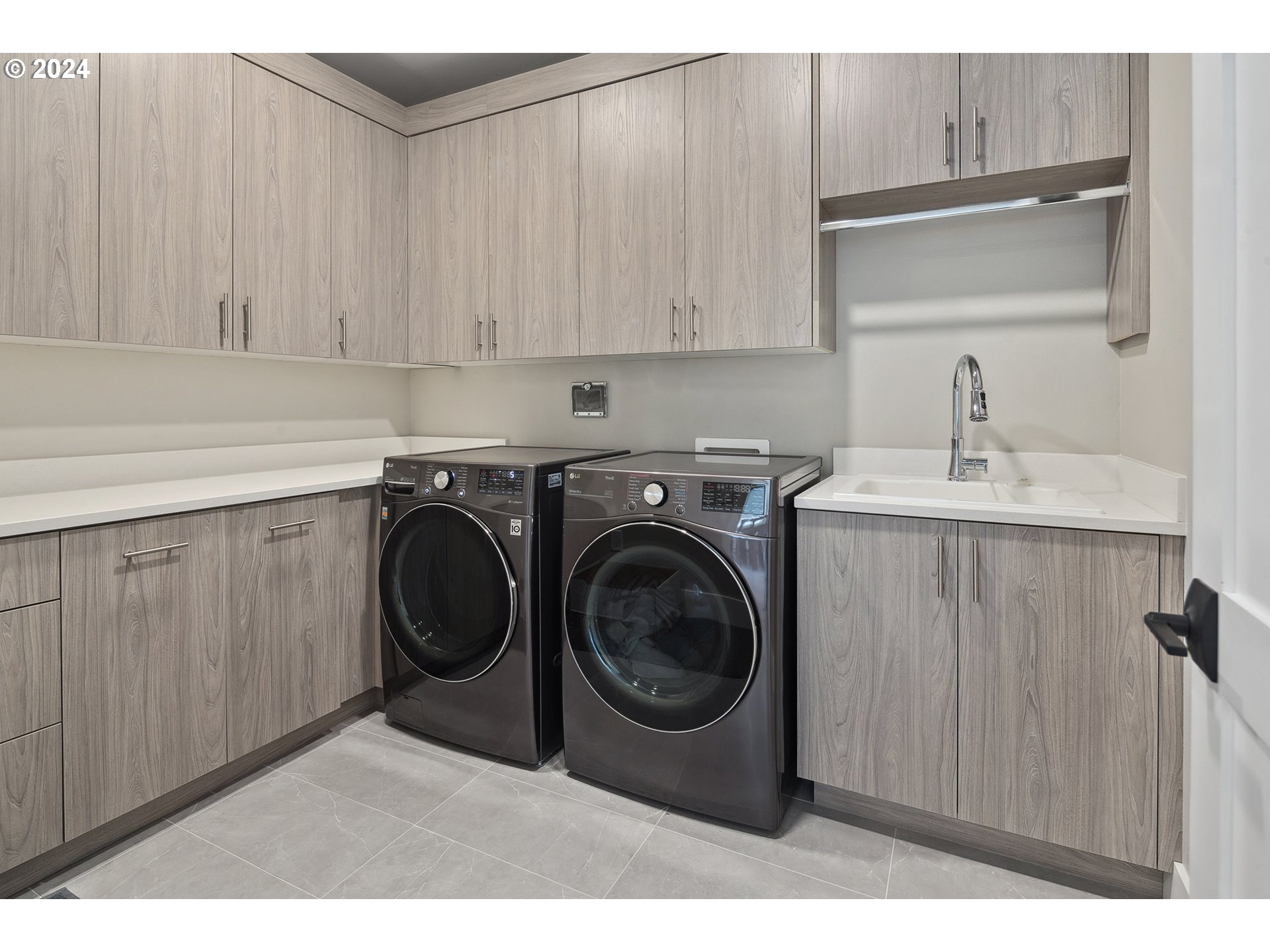 19915 SE ASCENSION LOOP