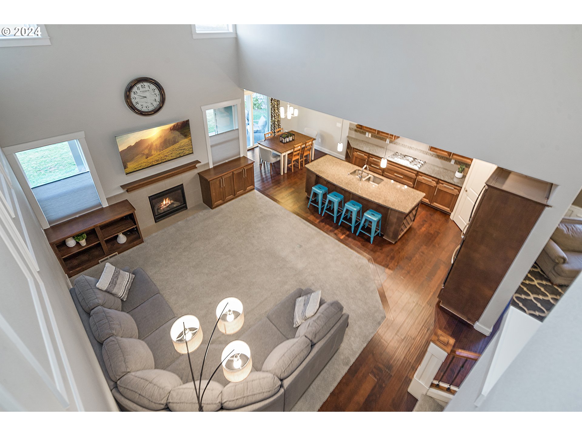 1736 S LAKE RIVER TER