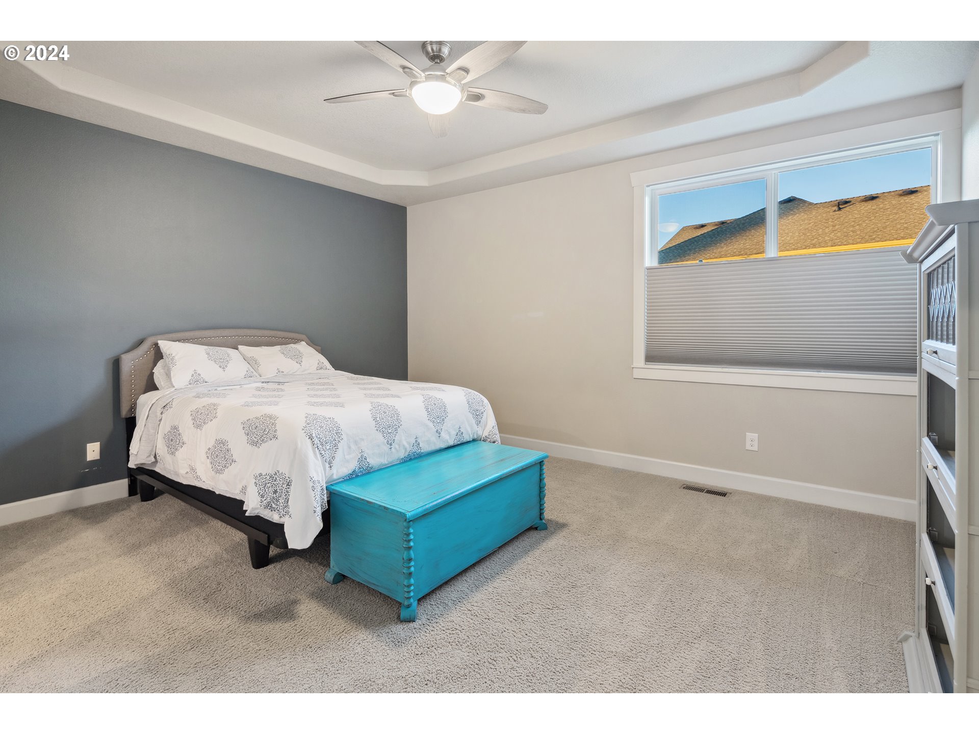 1736 S LAKE RIVER TER