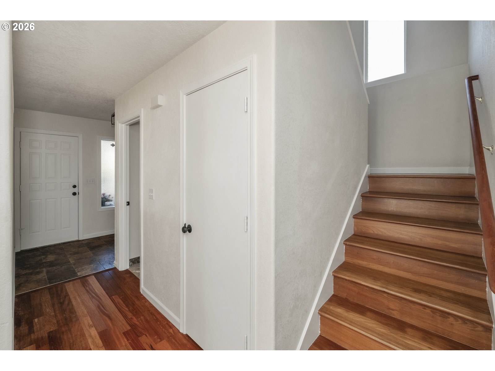 2704 ORCHARD HILL LN