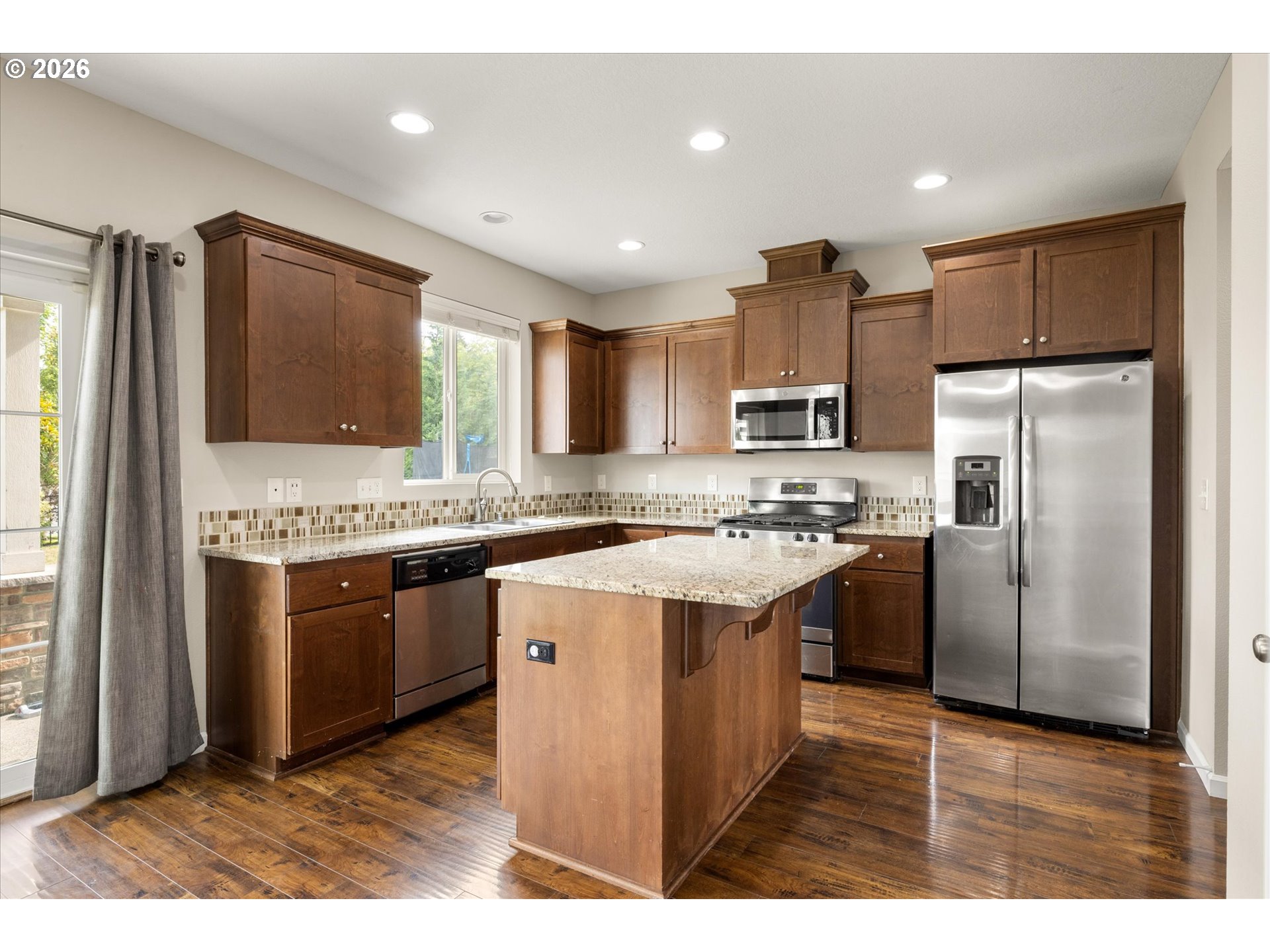 2794 S RED TAIL LOOP