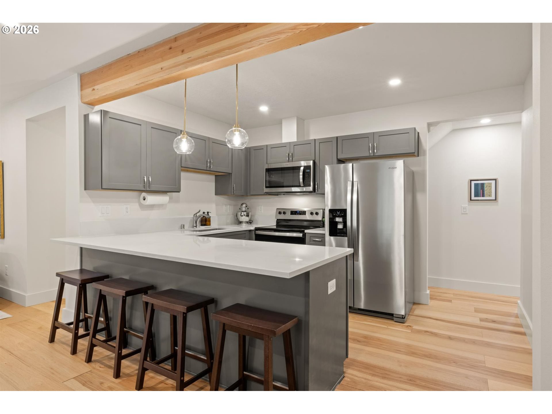 711 W 24TH ST