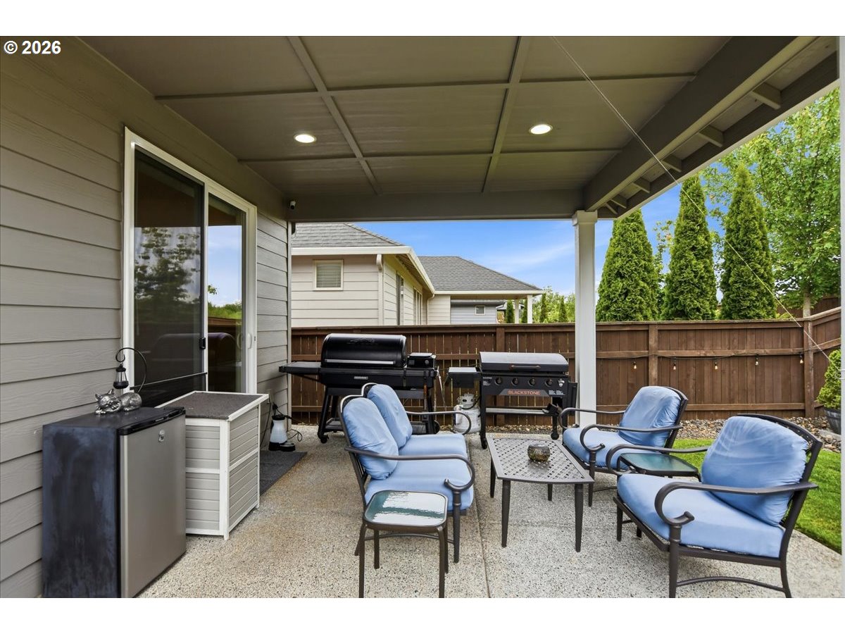 3293 N ABERNATHY CIR