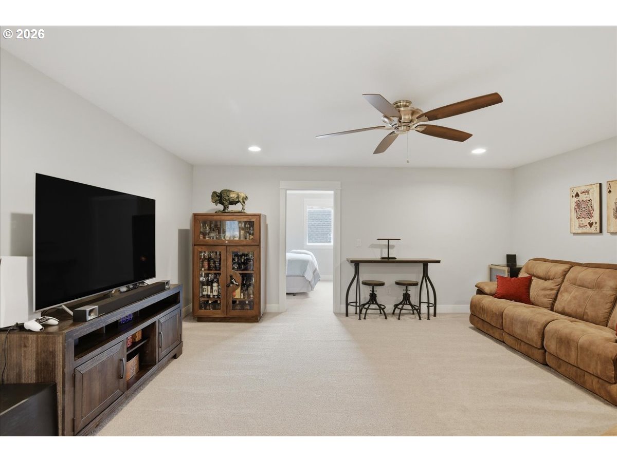 3293 N ABERNATHY CIR