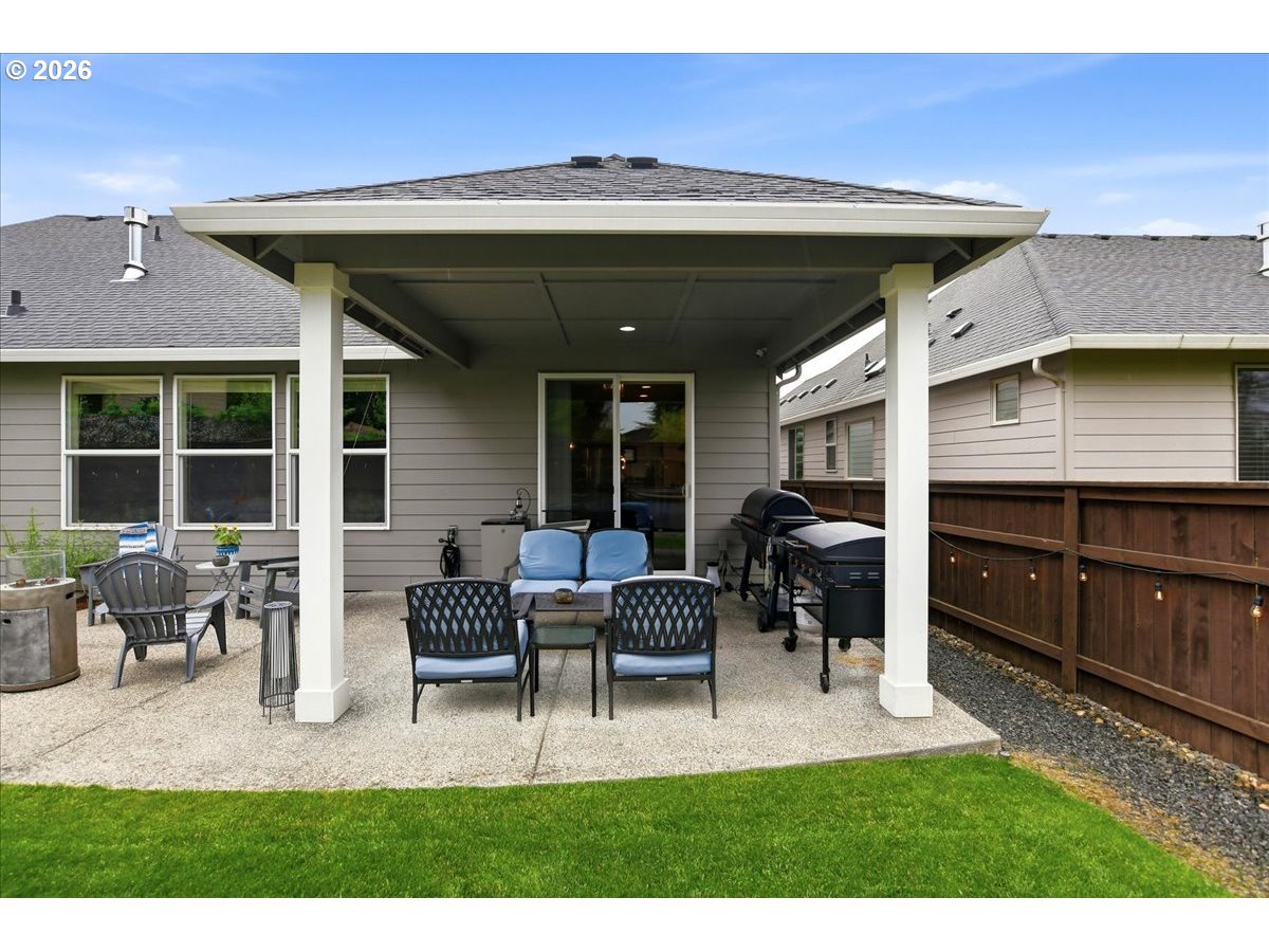 3293 N ABERNATHY CIR