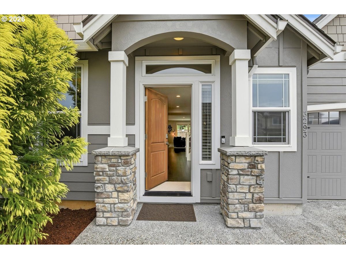 3293 N ABERNATHY CIR
