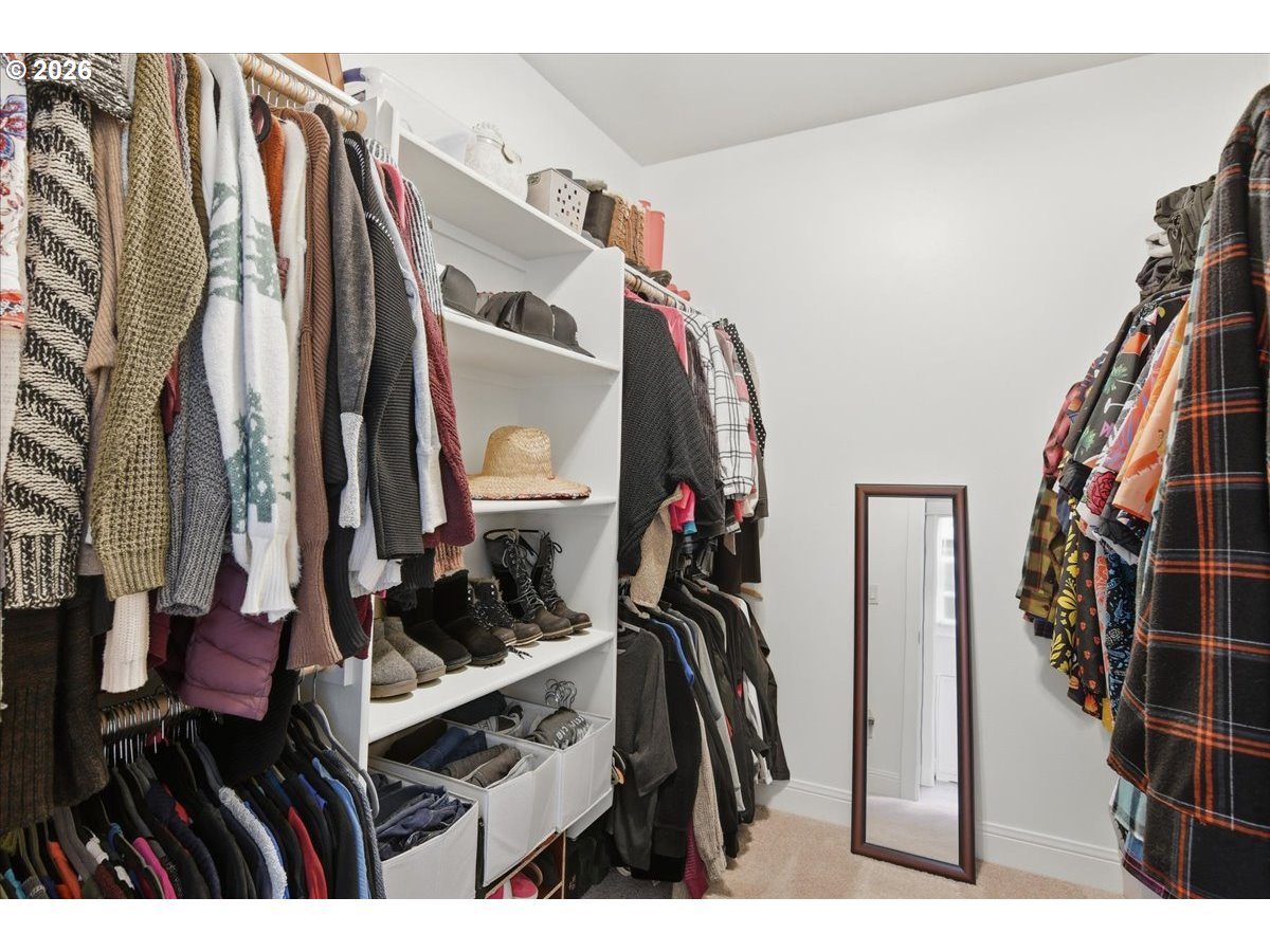 3293 N ABERNATHY CIR
