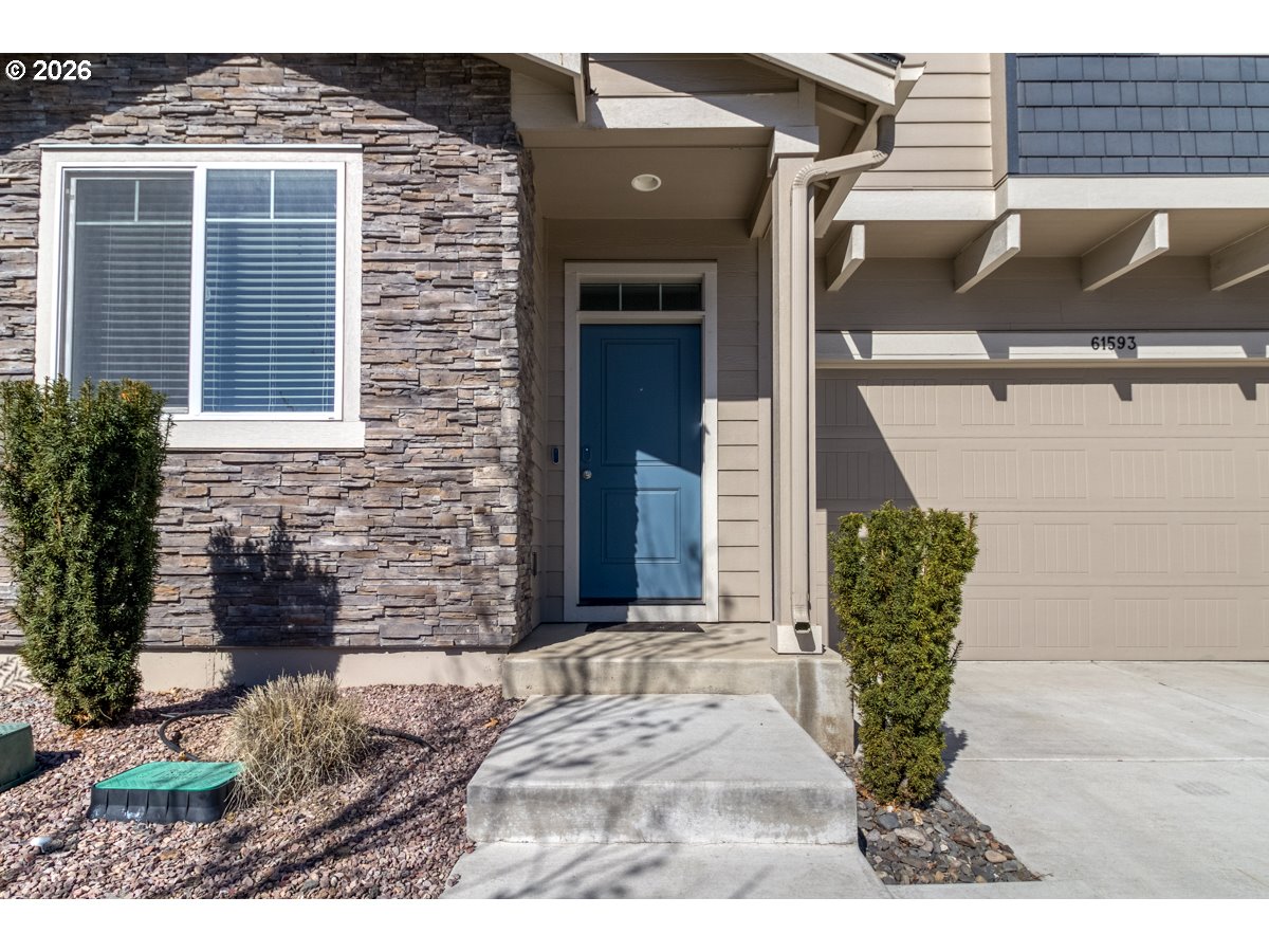 61593 SE LORENZO DR