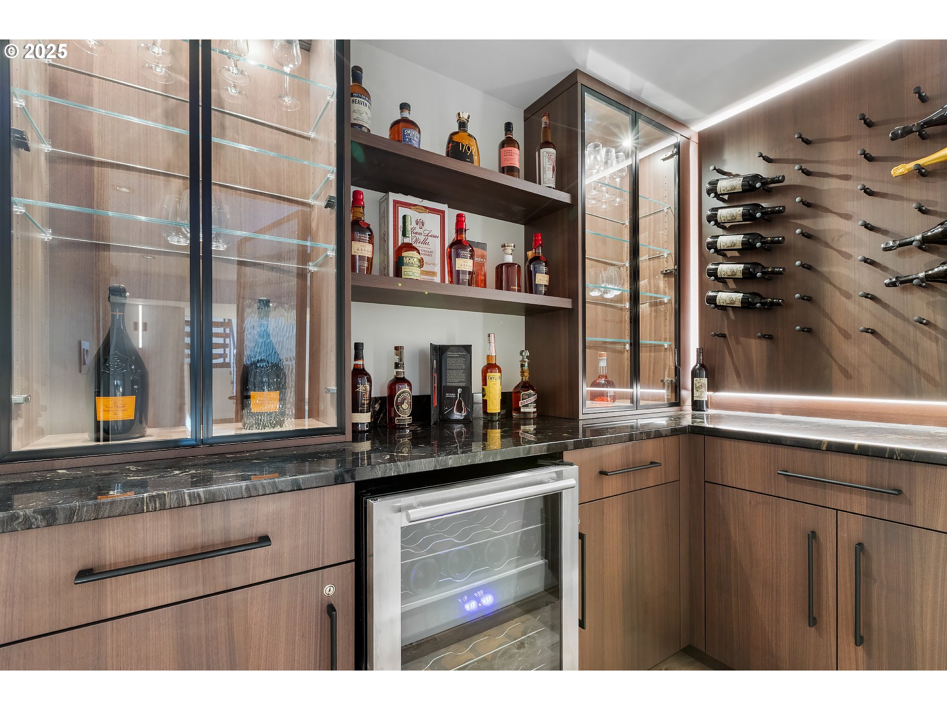 8015 SE EVERGREEN HWY