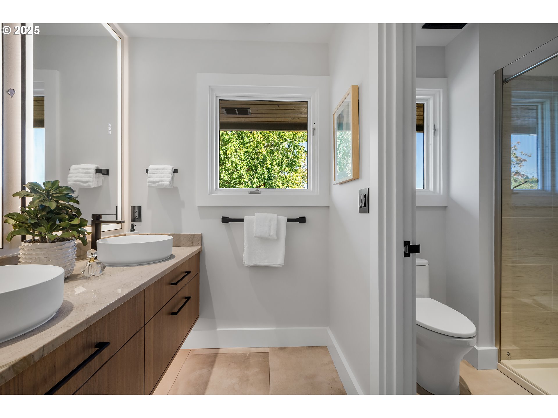 8015 SE EVERGREEN HWY