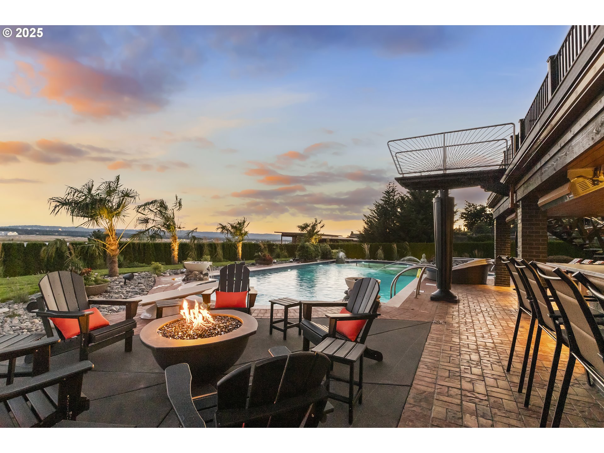 8015 SE EVERGREEN HWY