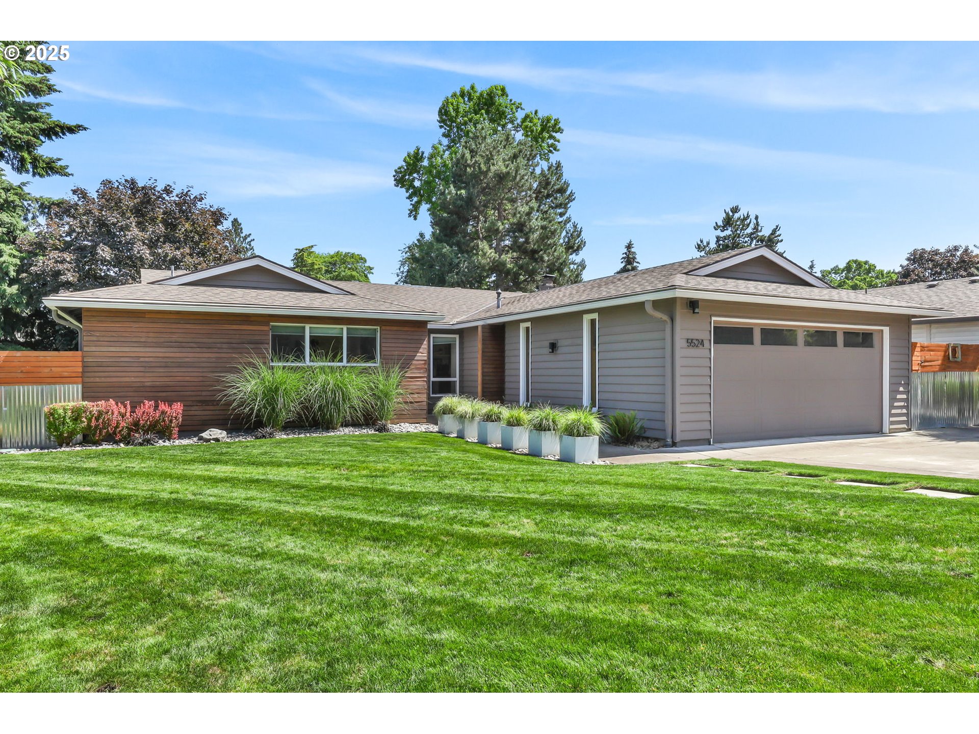 5524 SE HILLWOOD CIR