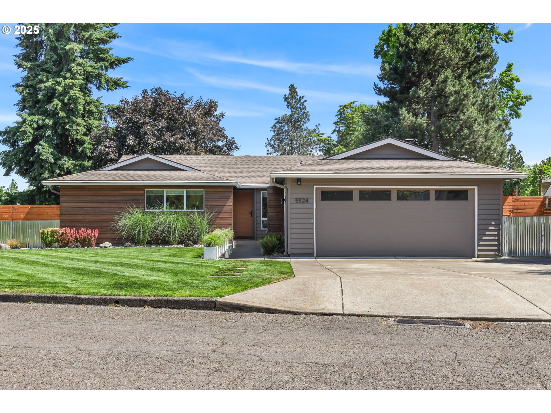 5524 SE HILLWOOD CIR