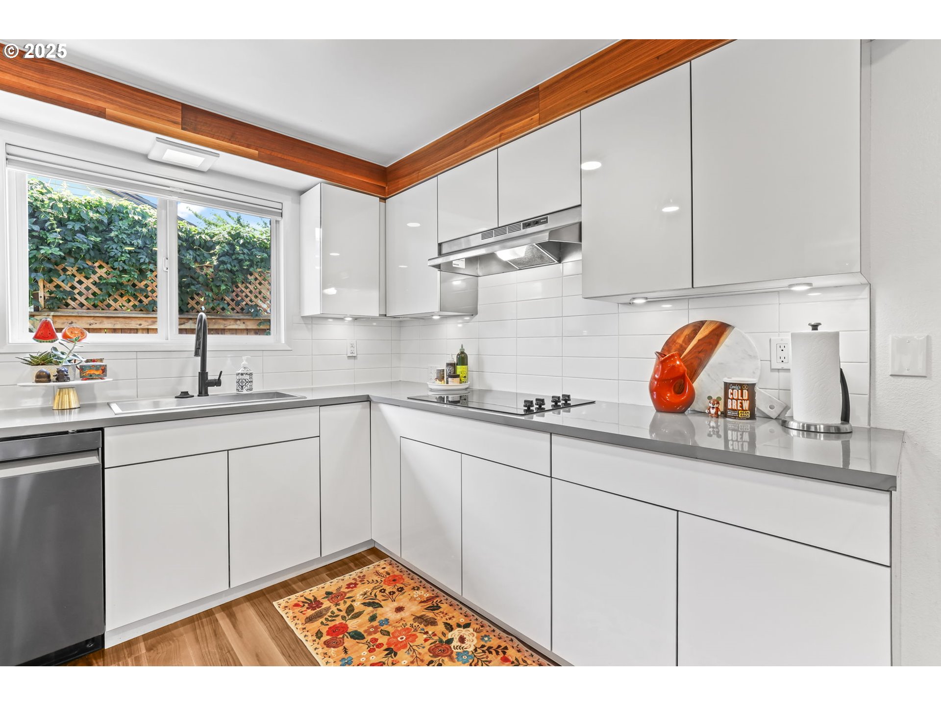 5524 SE HILLWOOD CIR