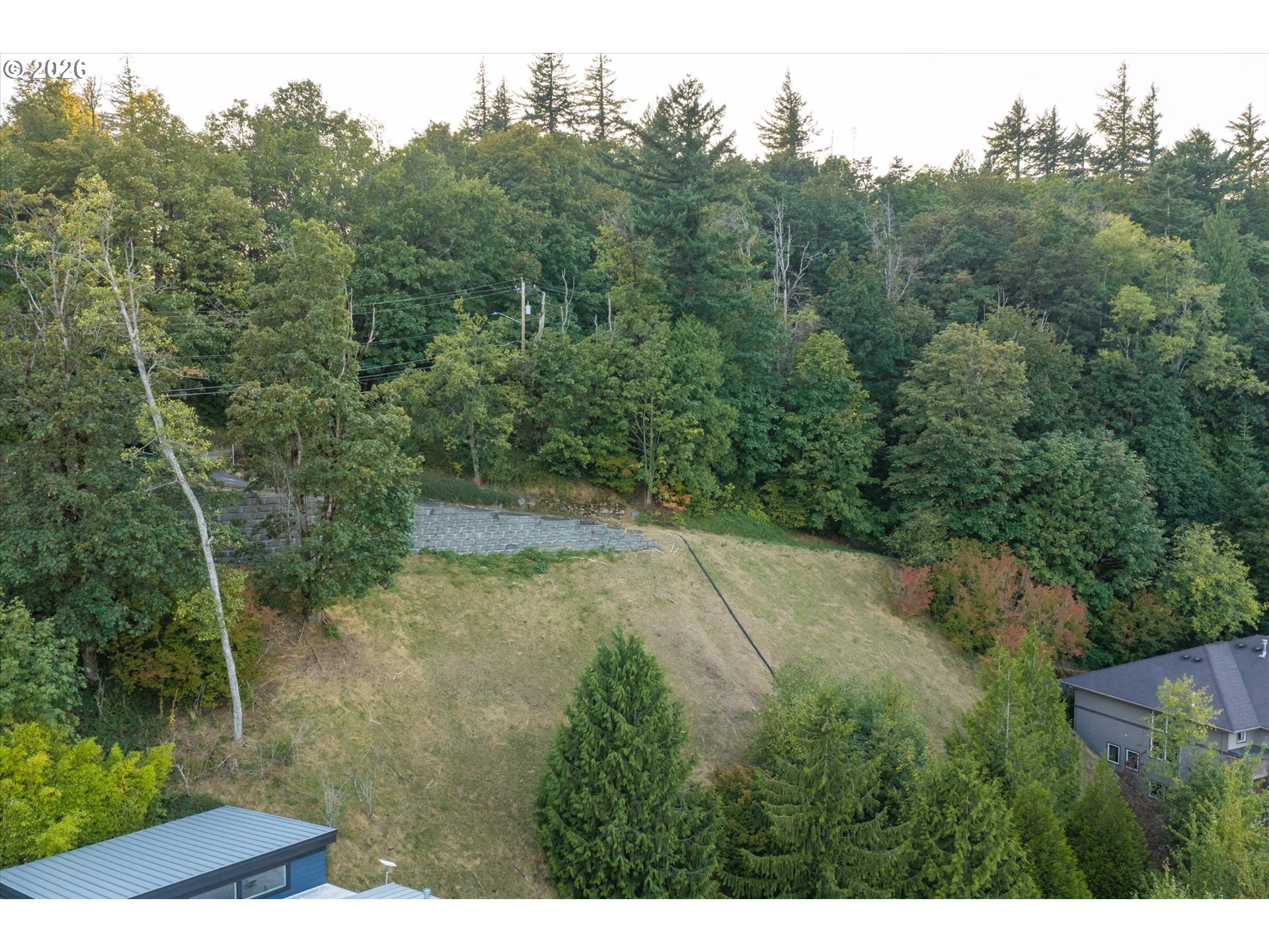 318 NW SKYLINE BLVD