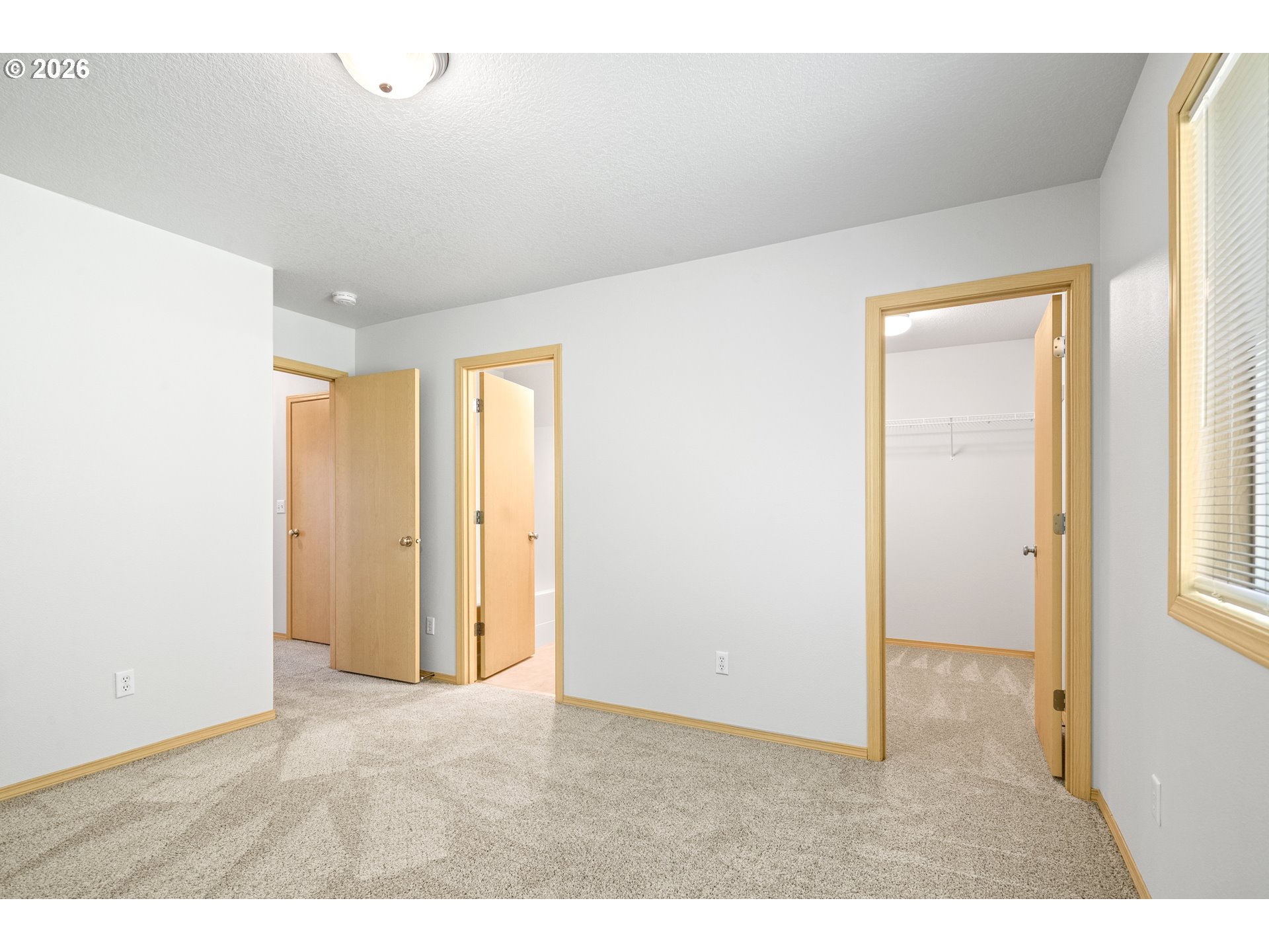 3711 Z ST