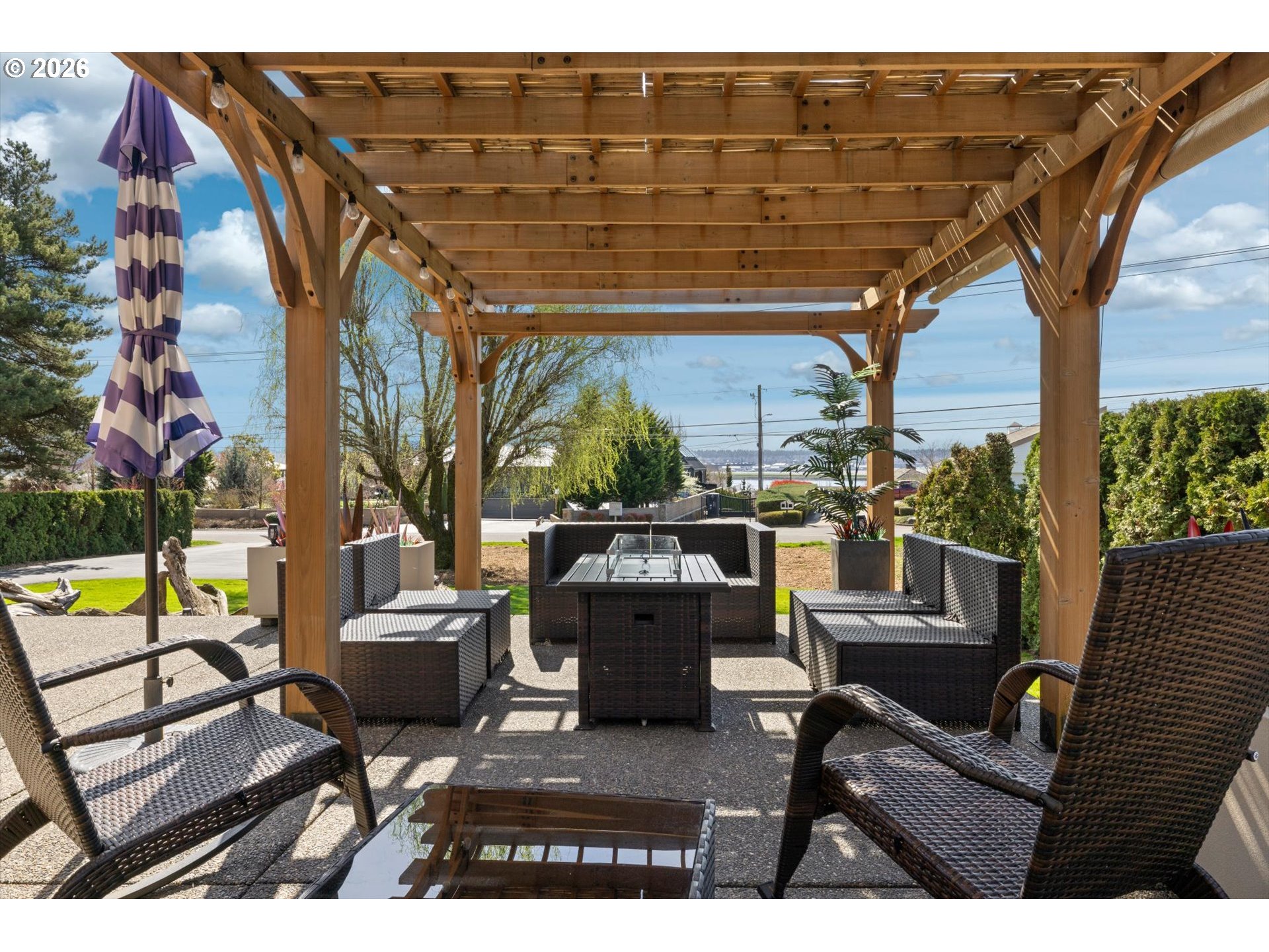 8008 SE EVERGREEN HWY