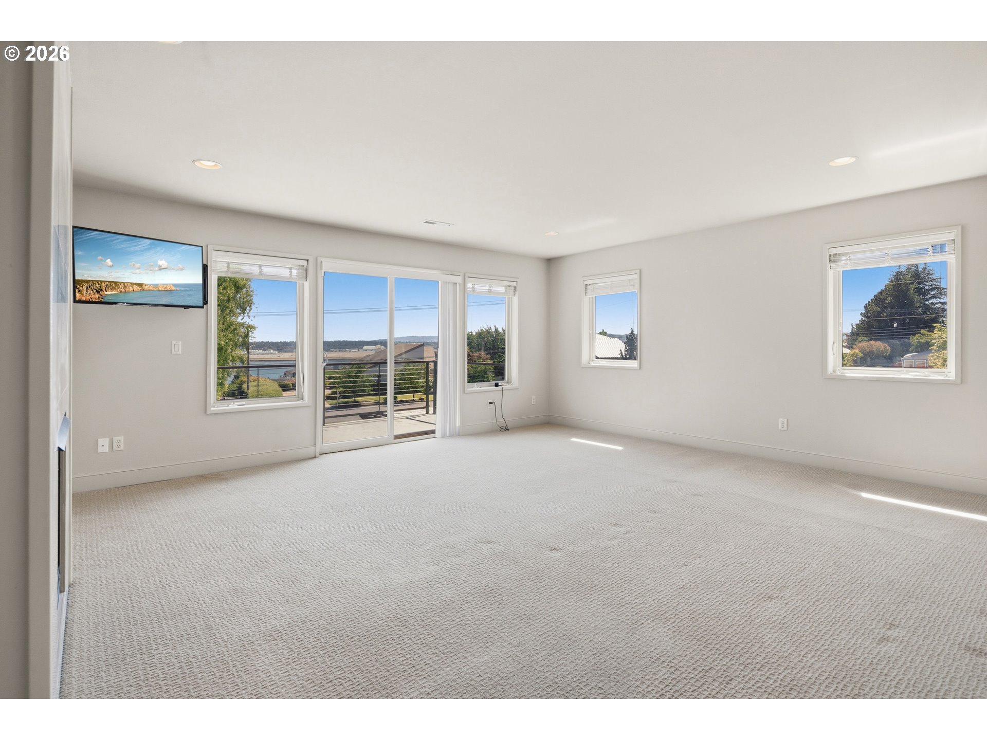 8008 SE EVERGREEN HWY