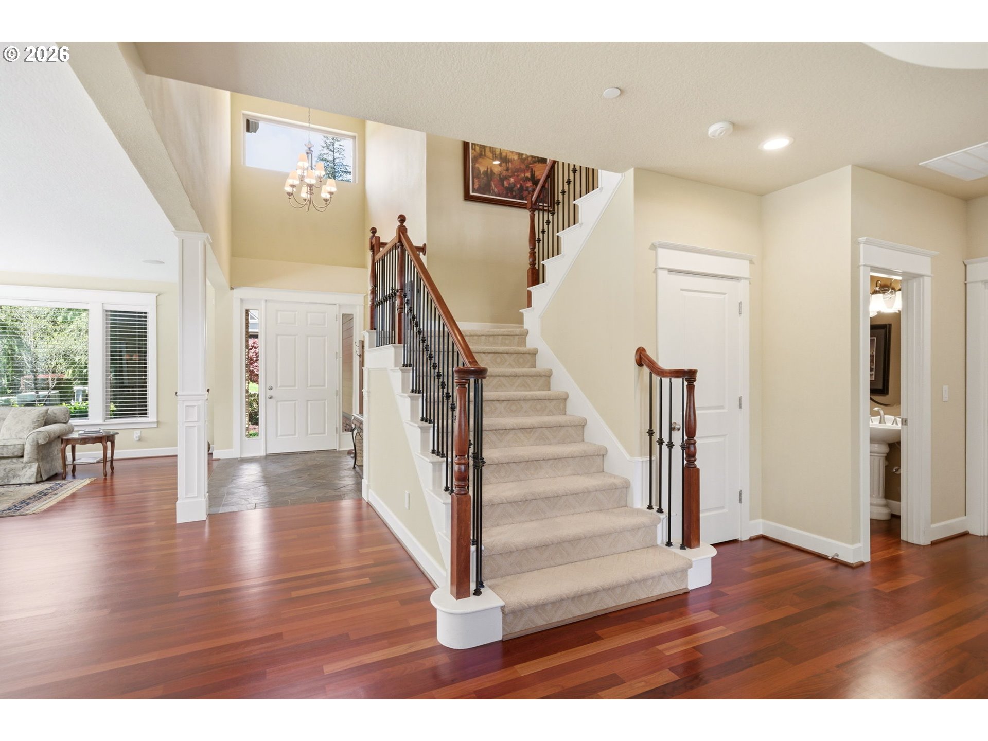 5904 NW INGLEWOOD CT