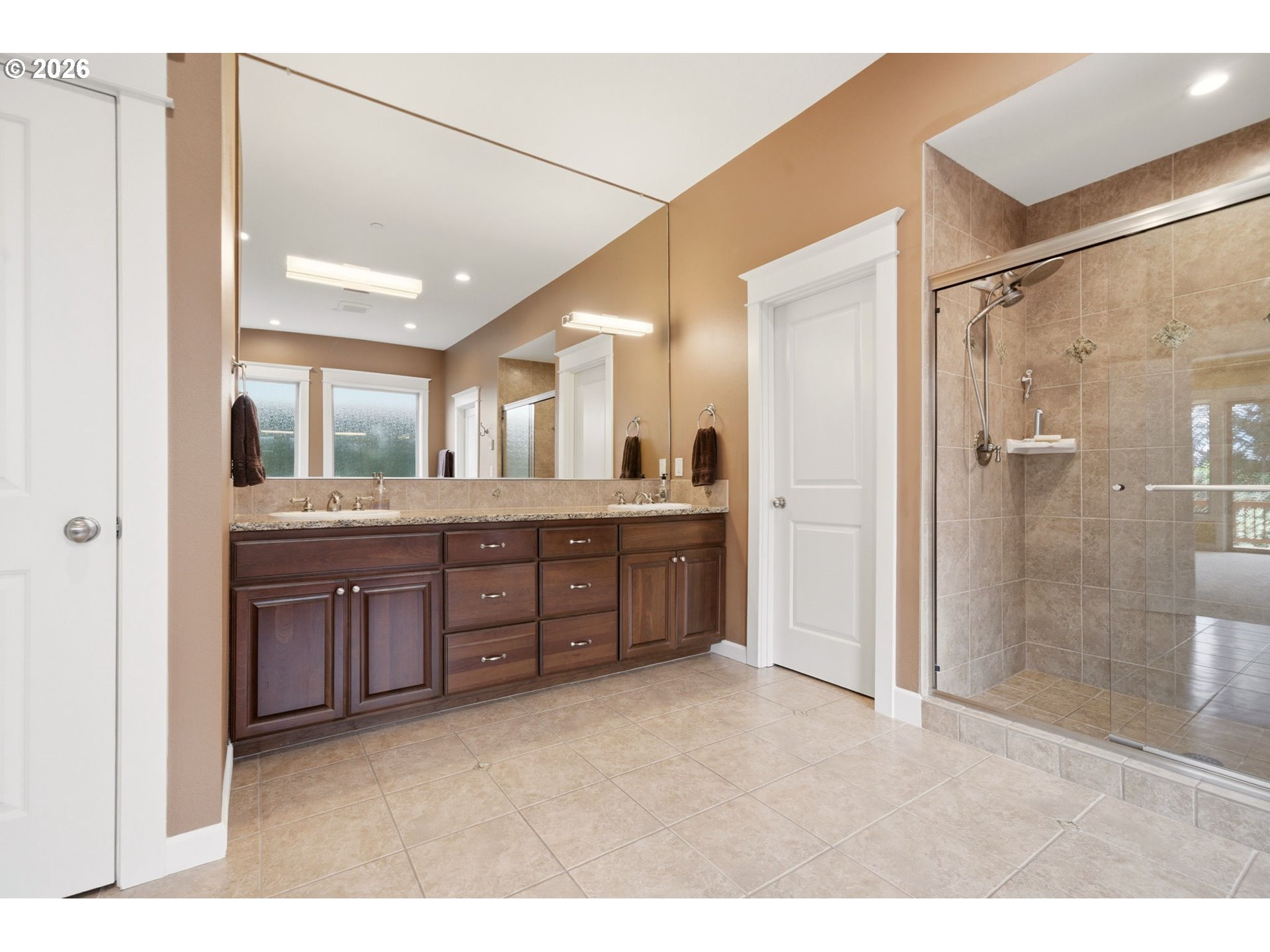 5904 NW INGLEWOOD CT