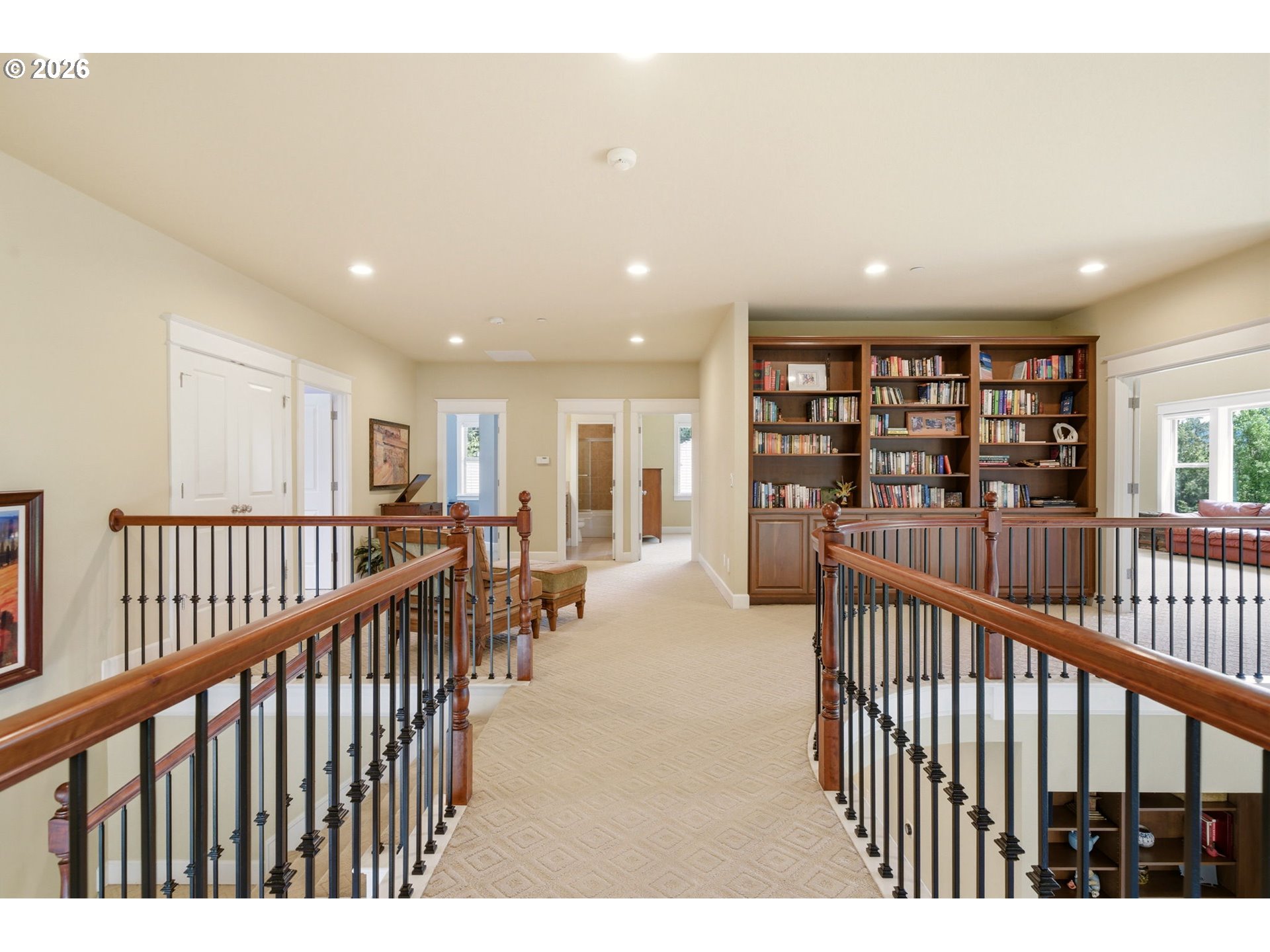 5904 NW INGLEWOOD CT