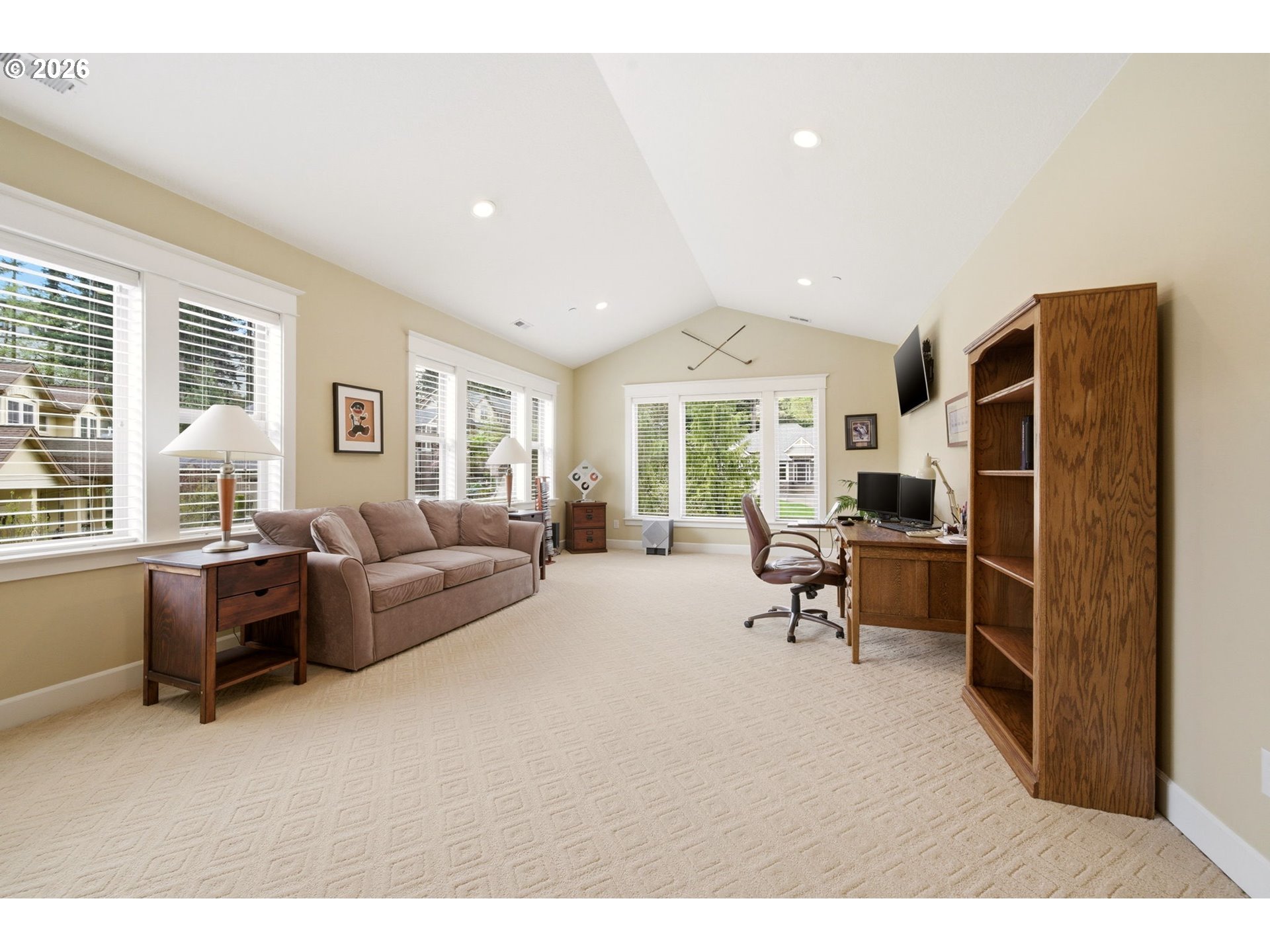 5904 NW INGLEWOOD CT