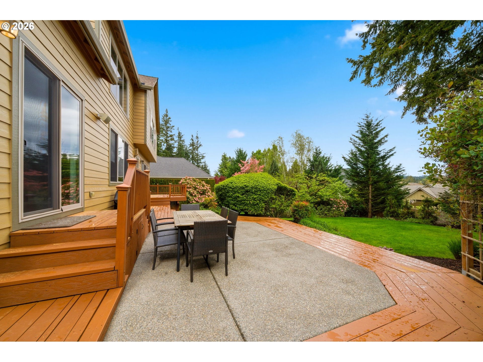 5904 NW INGLEWOOD CT
