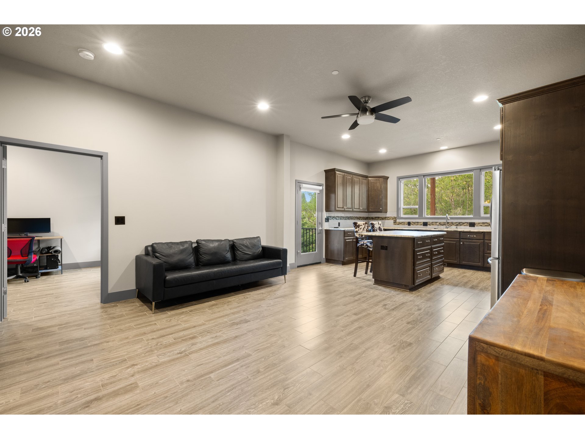 510 S 19TH PL