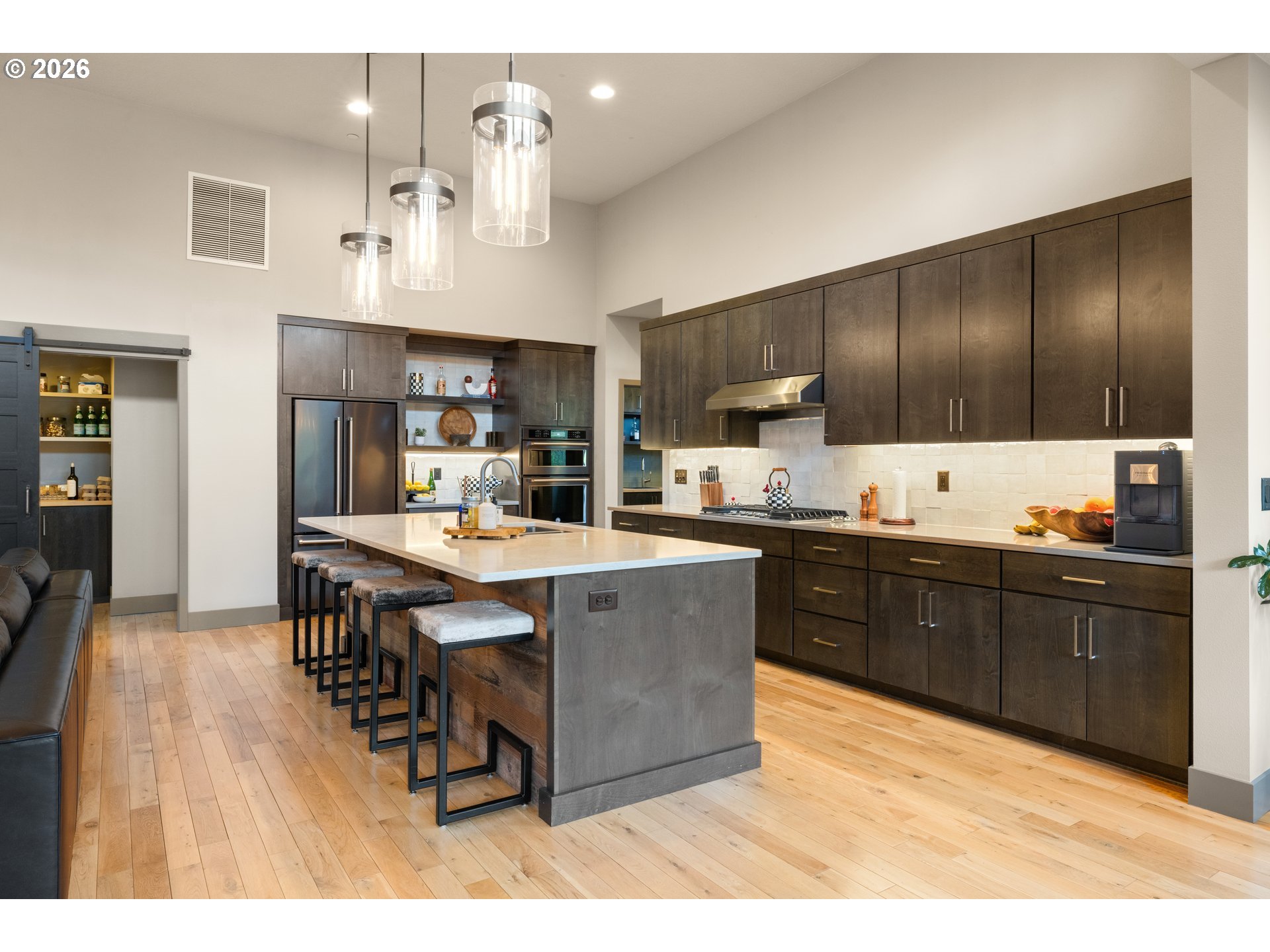 510 S 19TH PL