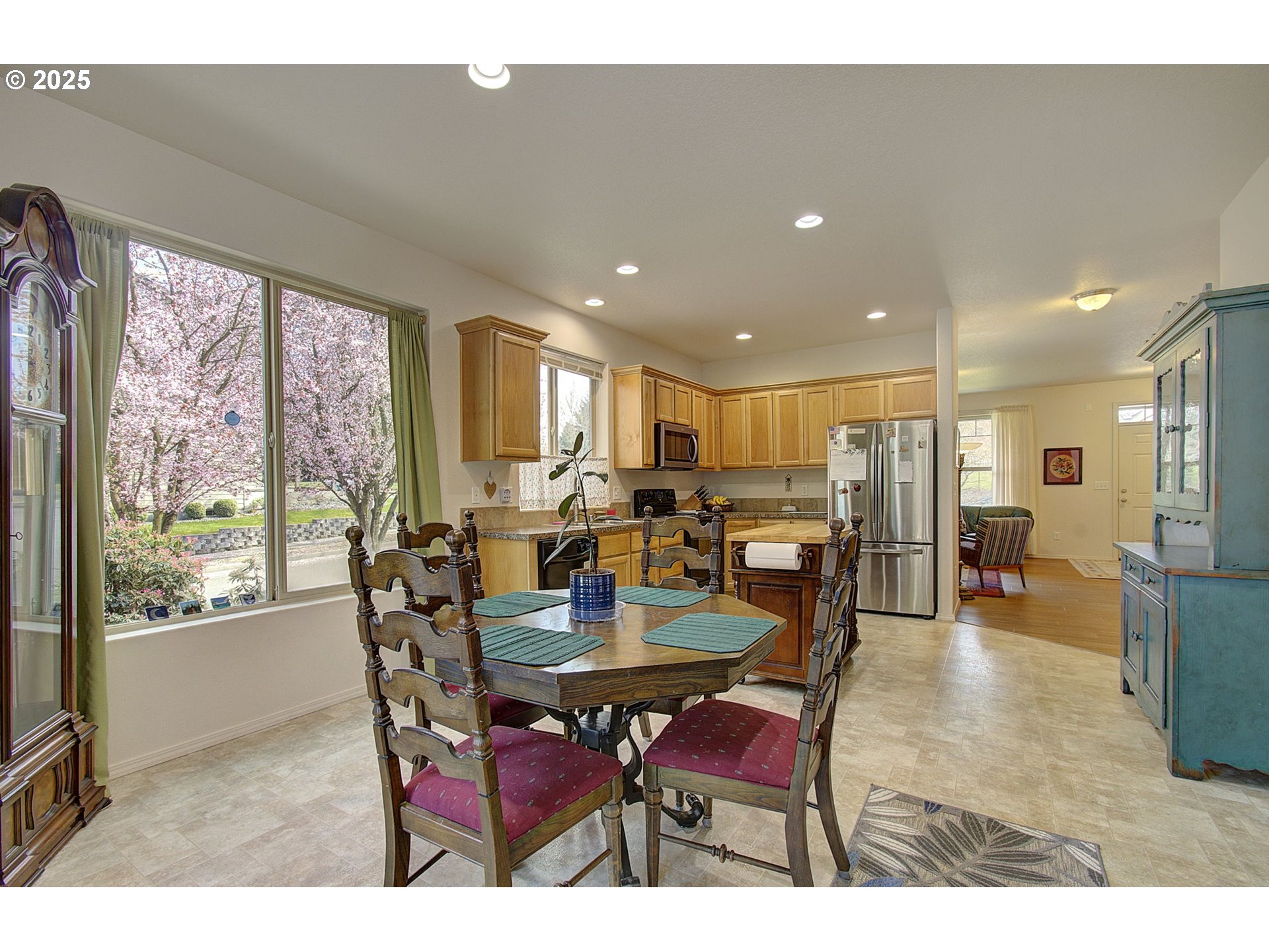 2126 S WIND RIVER CIR, Ridgefield