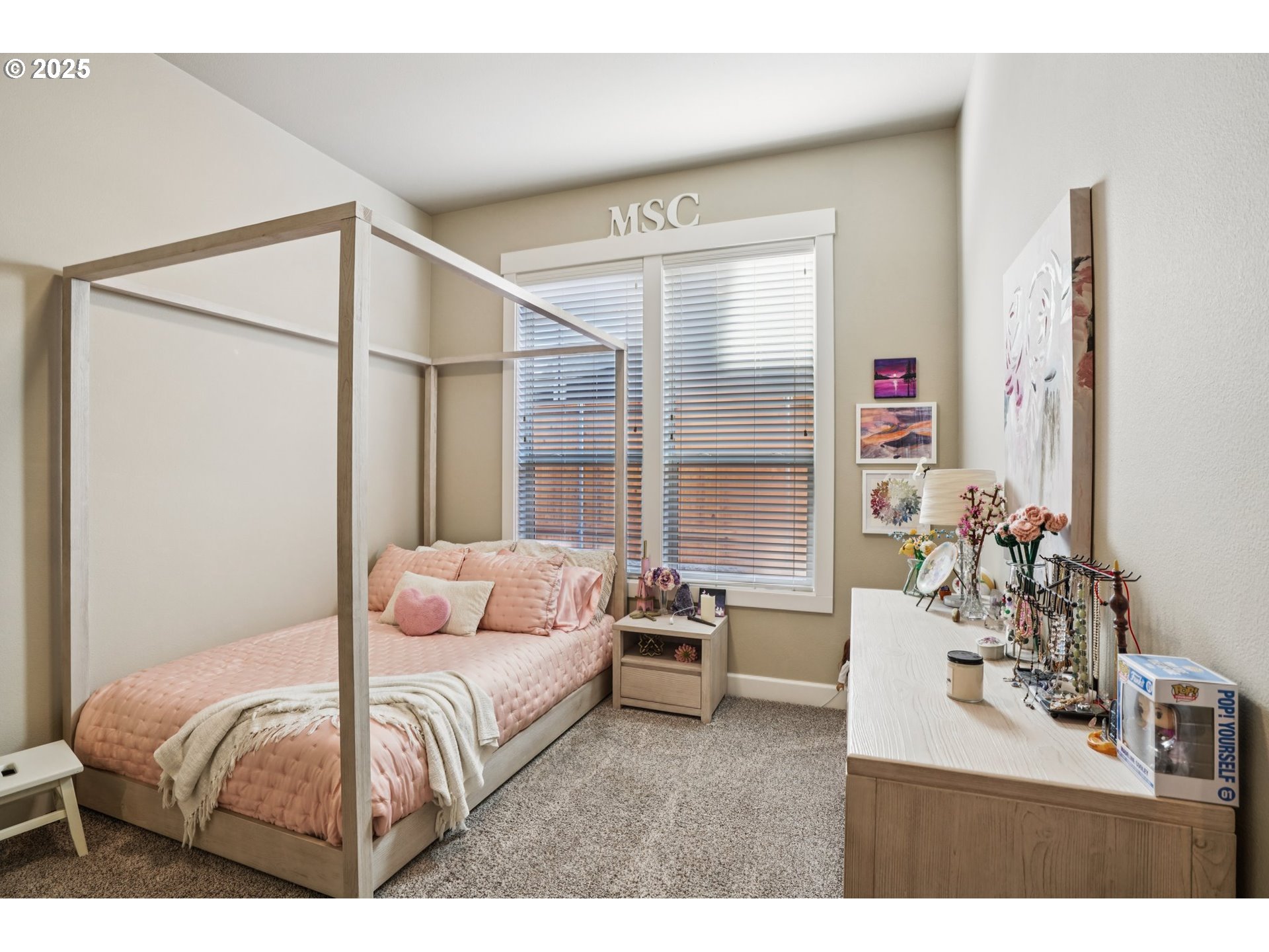 6139 NW KLICKITAT CT