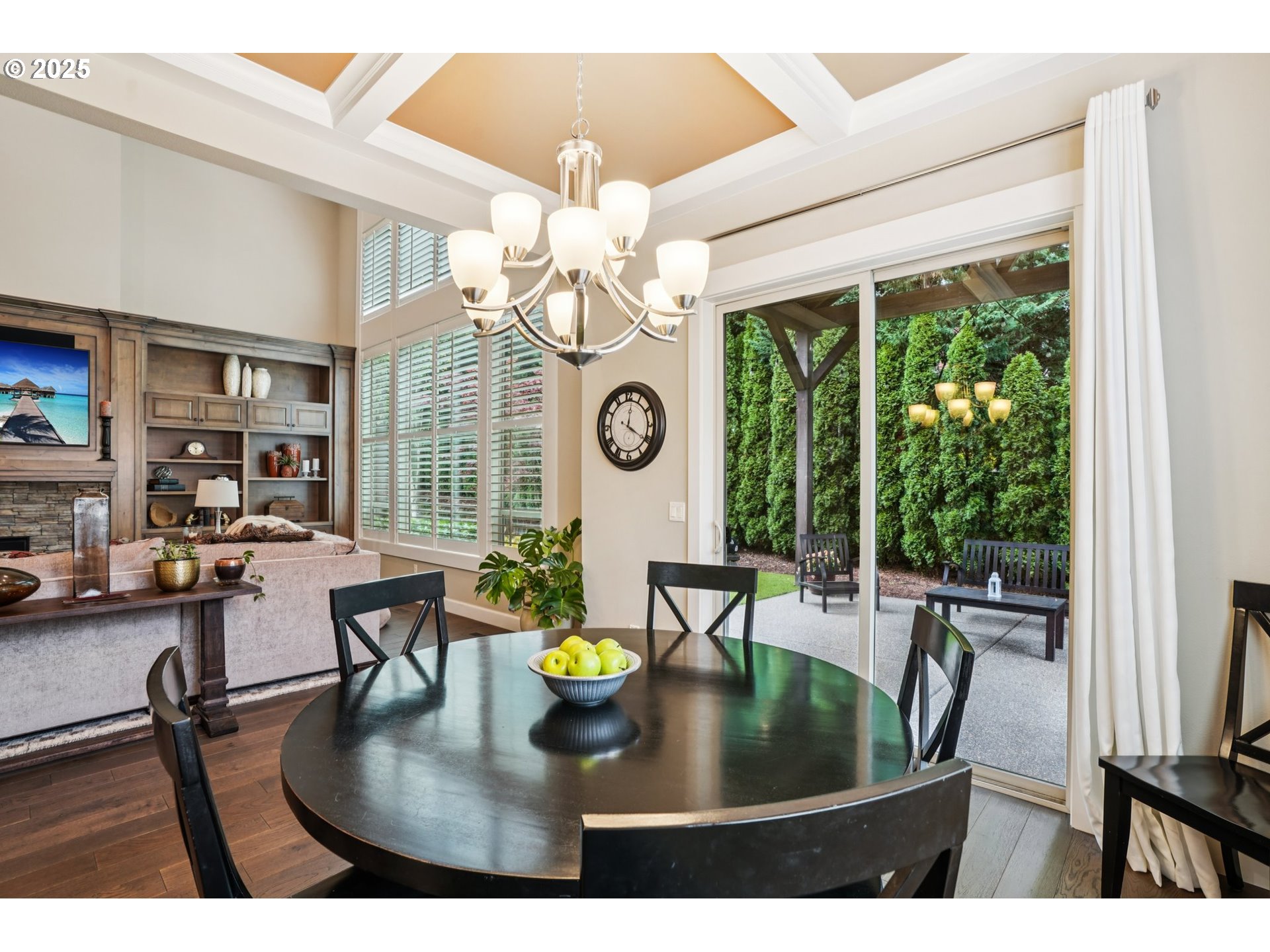 6139 NW KLICKITAT CT