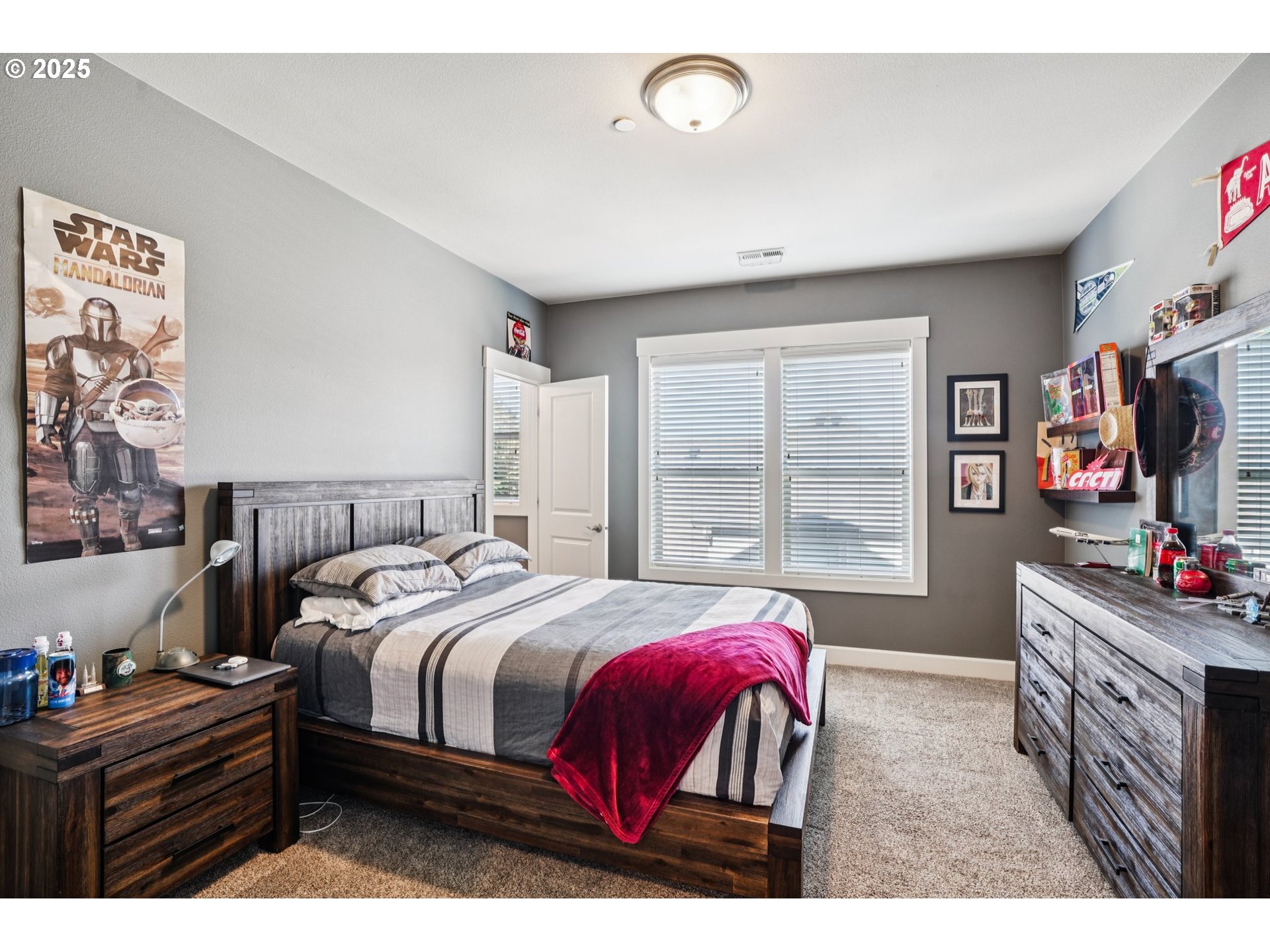 6139 NW KLICKITAT CT