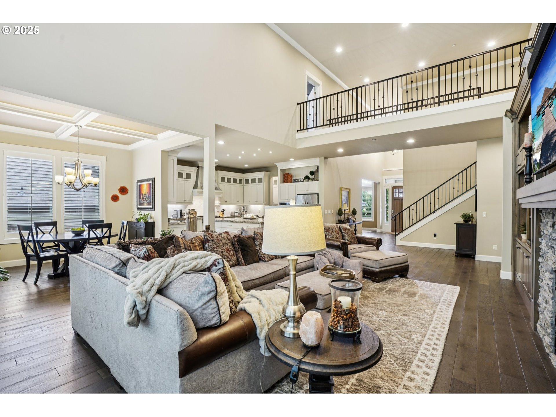 6139 NW KLICKITAT CT