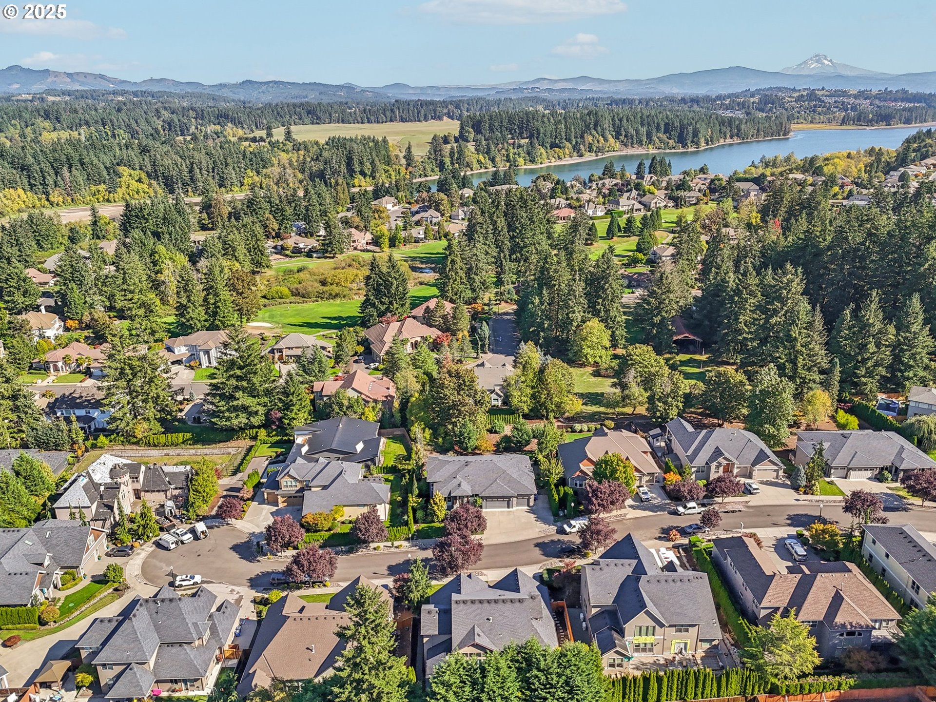 6139 NW KLICKITAT CT